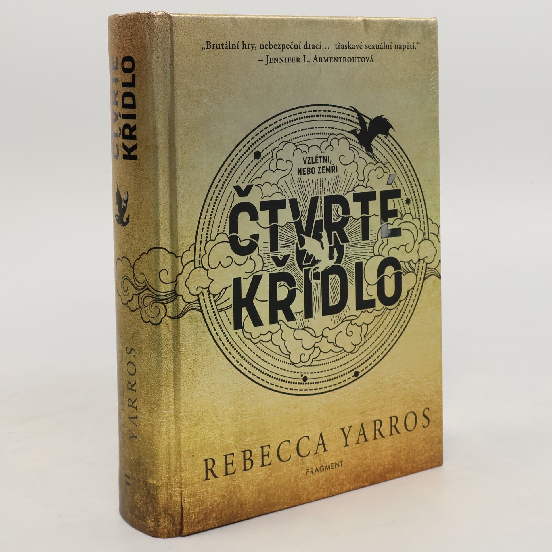Rebecca Yarros Čtvrté křídlo