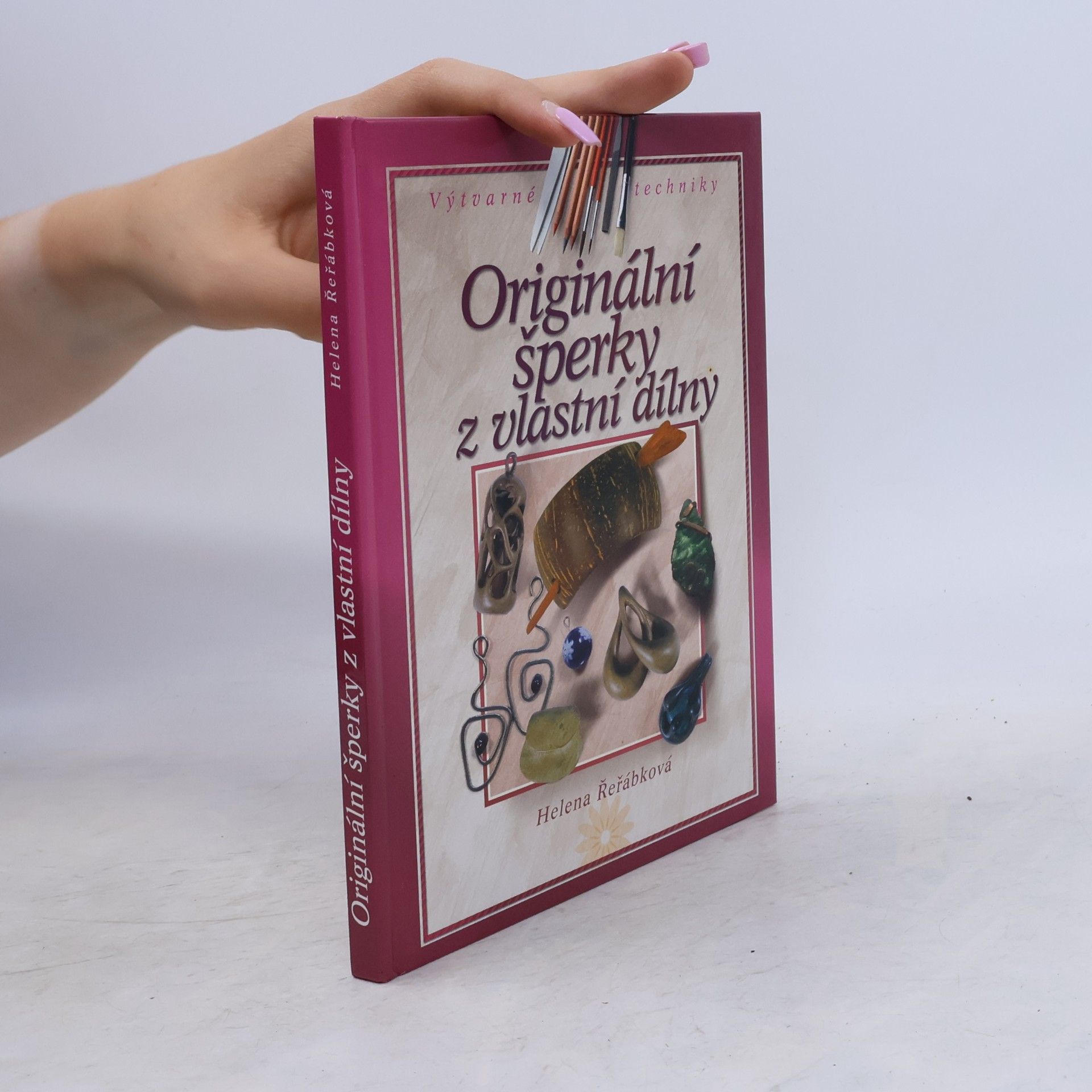 Helena Řeřábková Originální šperky z vlastní dílny