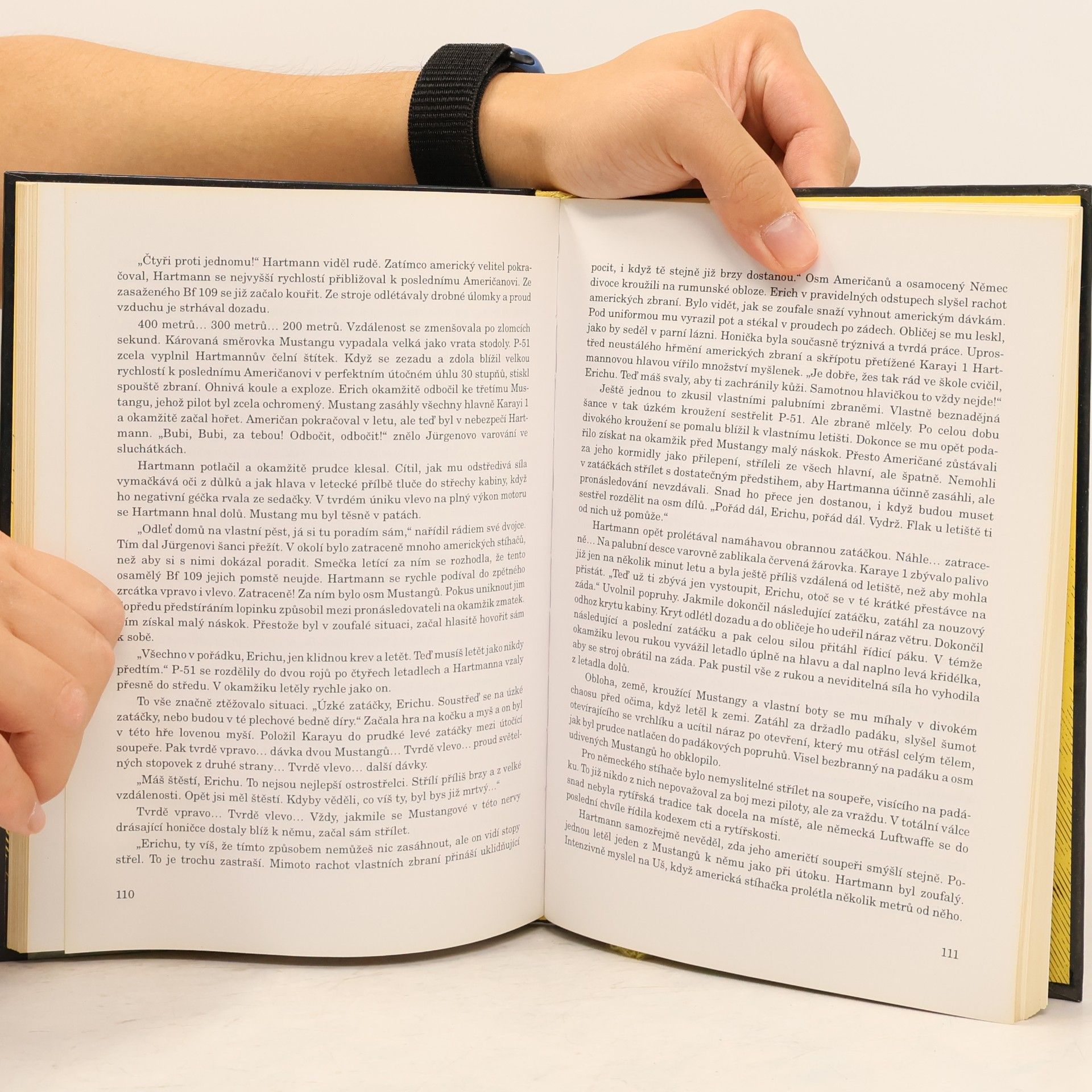 Raymond F. Toliver Sundejte Hartmanna!
