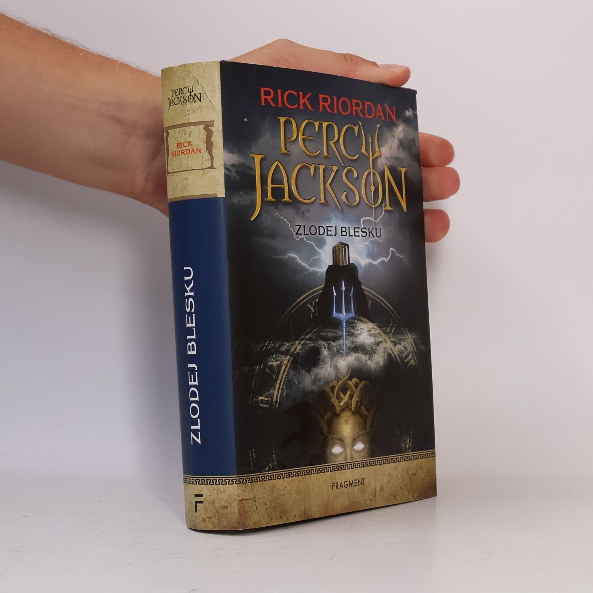 Rick Riordan Percy Jackson. Zlodej blesku