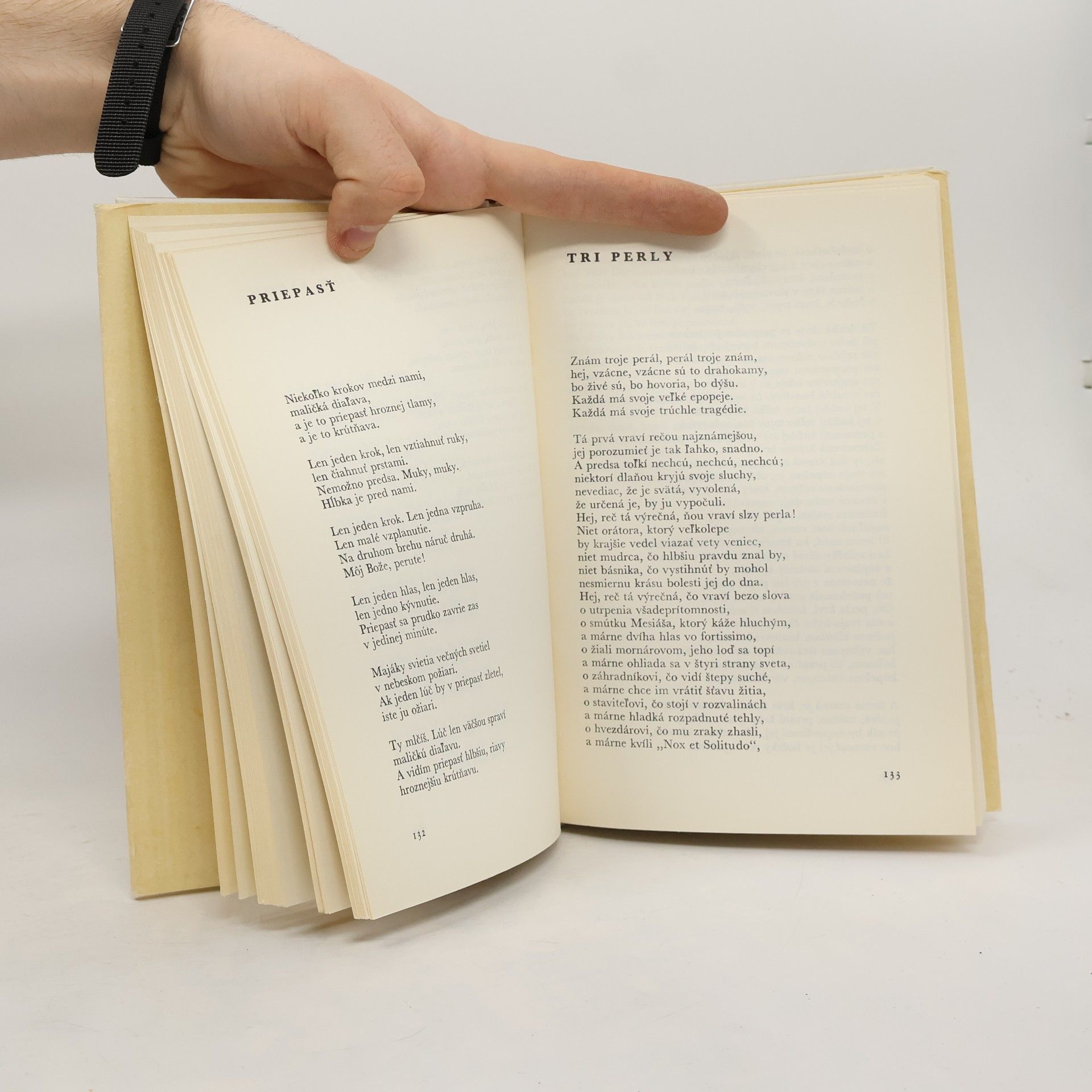 Emil Boleslav Lukáč Živly a dielo