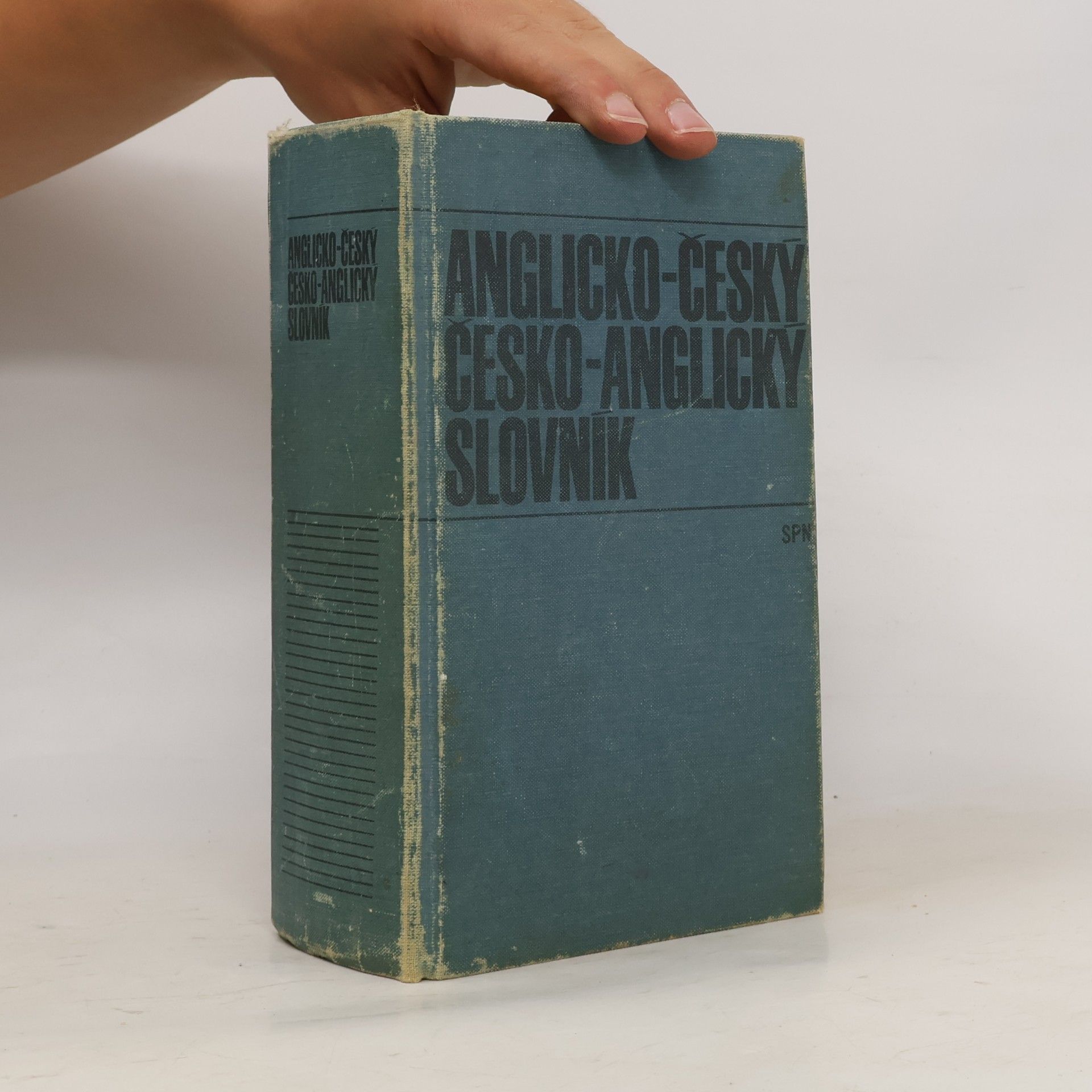AA.VV. Anglicko-český a česko-anglický slovník