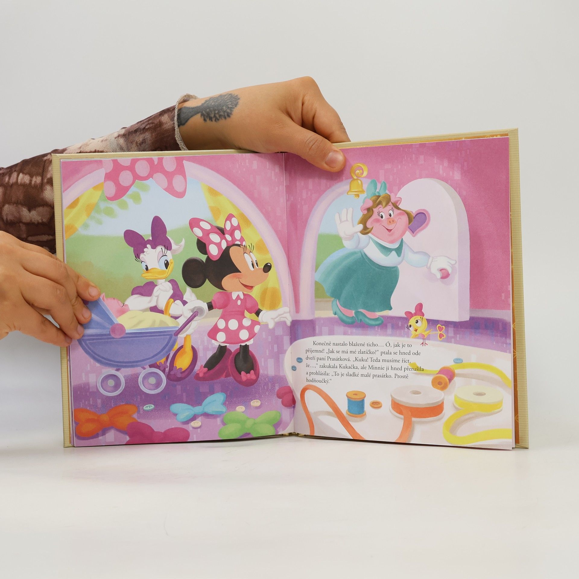 Autorenkollektiv Zlatá sbírka pohádek 26. Minnie Mouse a malé prasátko