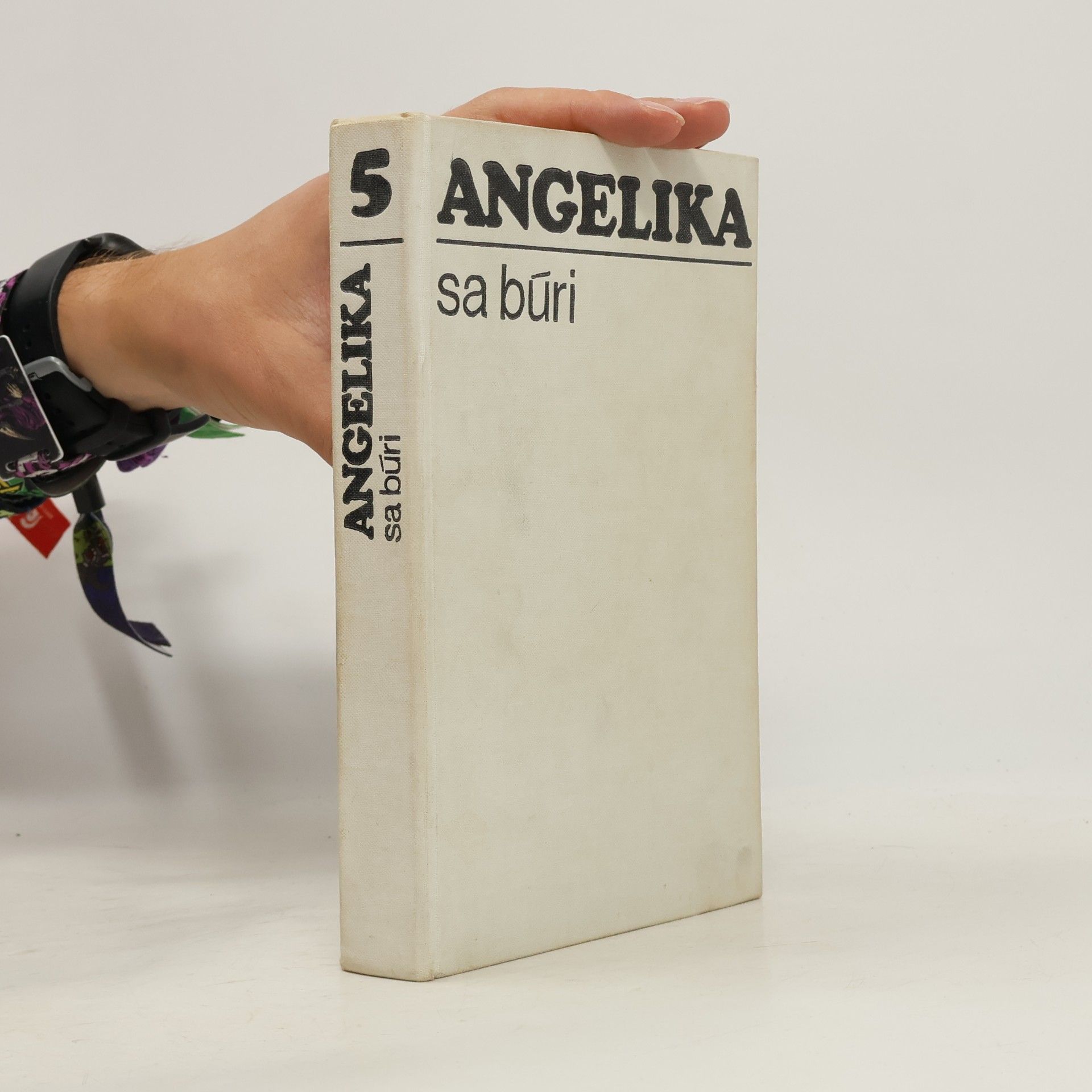 Serge Golon Angelika sa búri 5