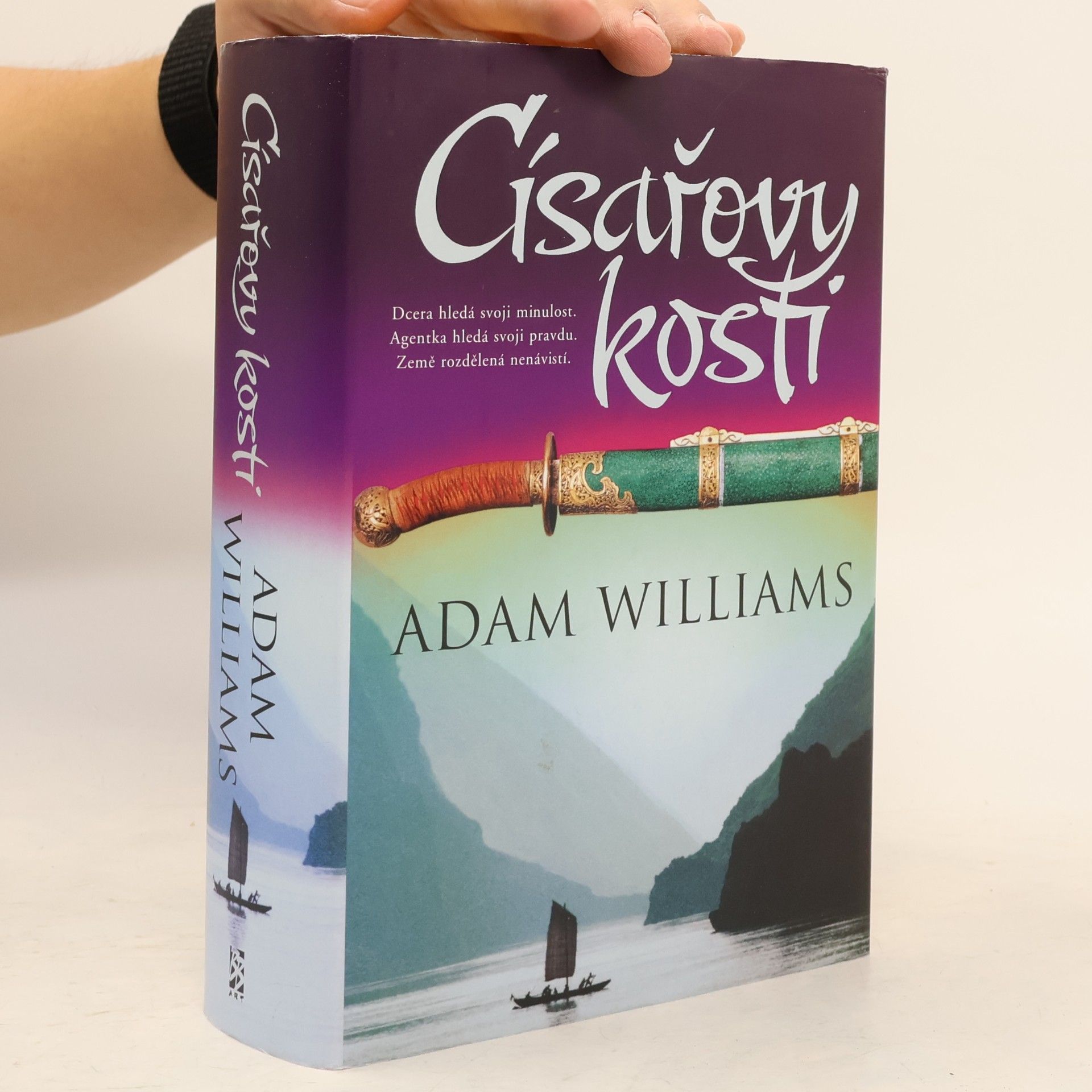 Adam Williams Císařovy kosti