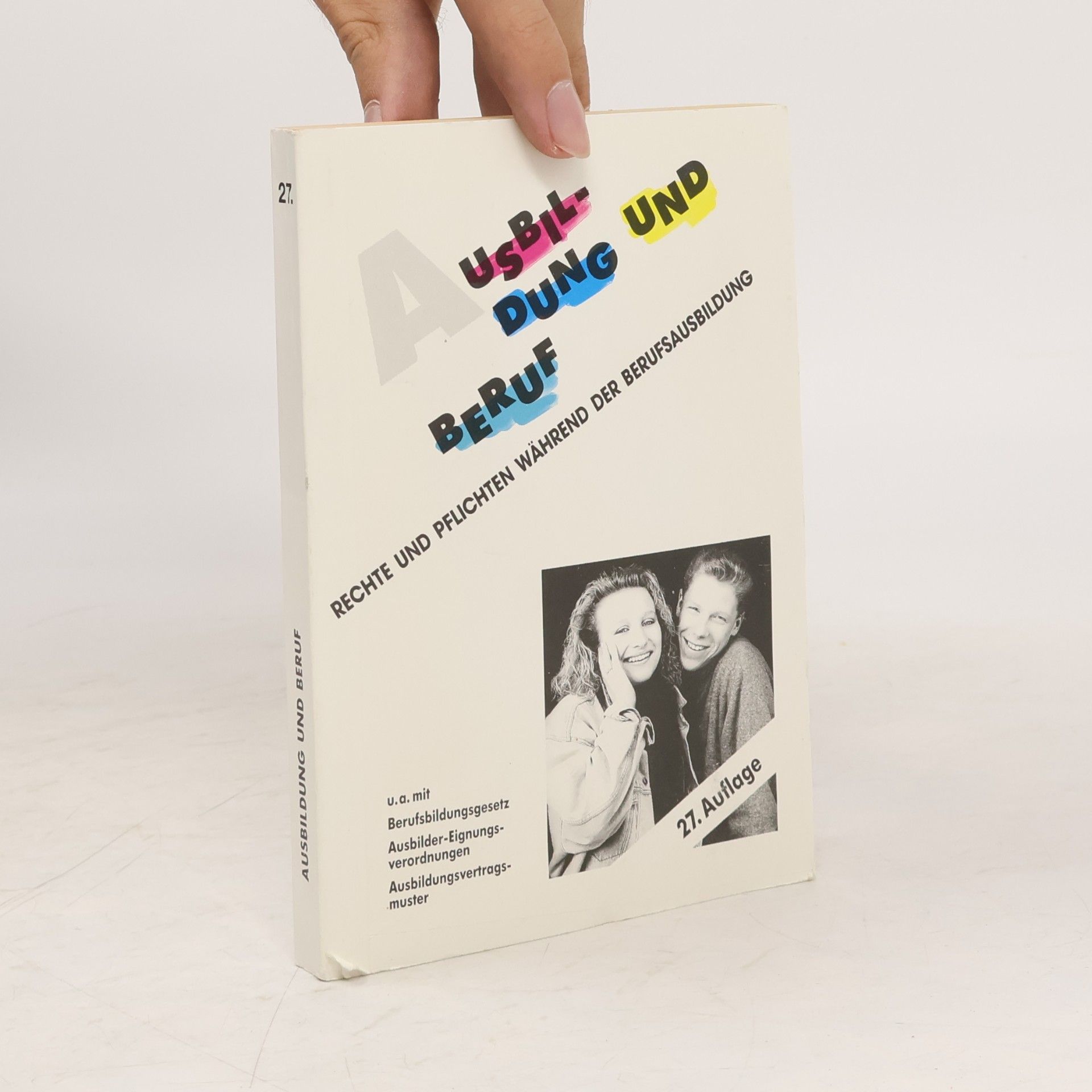 Various authors Ausbildung und Beruf