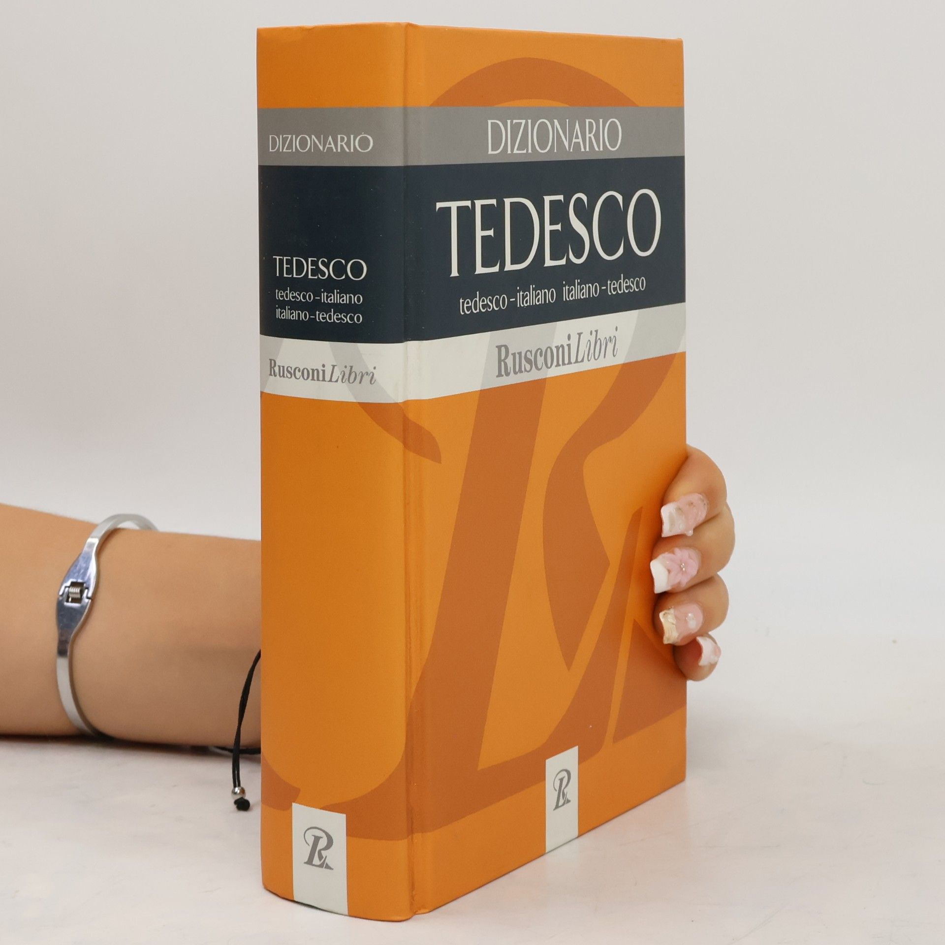 Various authors Dizionario tedesco. Tedesco-italiano, italiano-tedesco