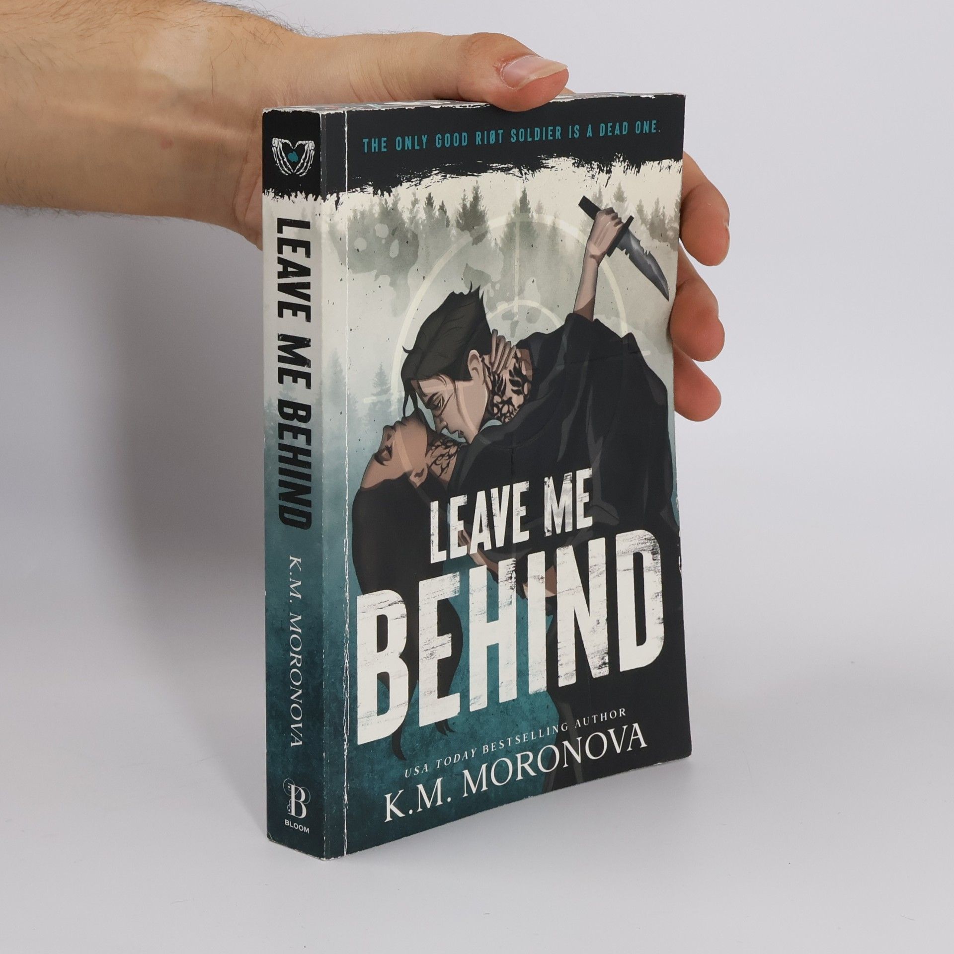 K M Moronova Leave Me Behind