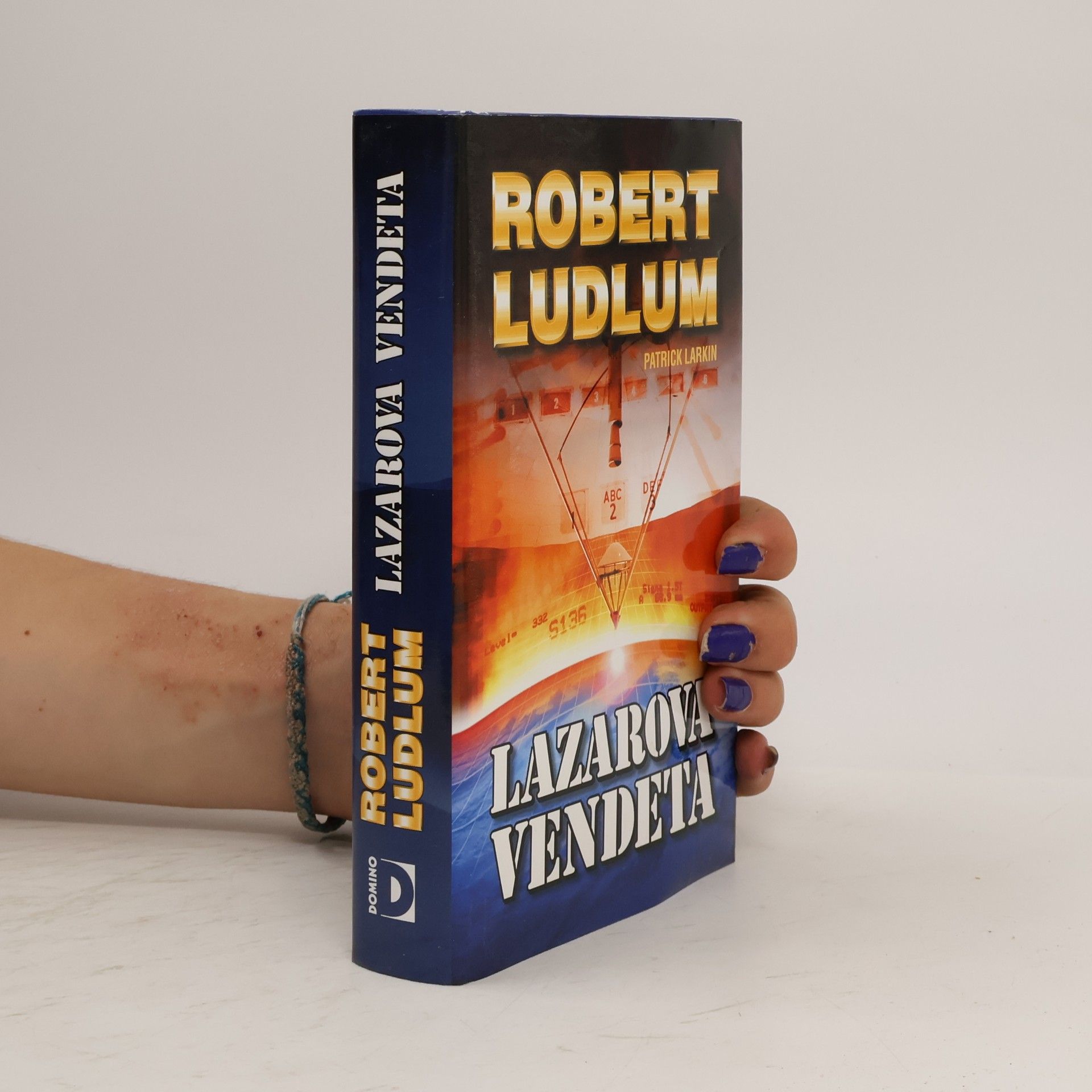 Robert Ludlum Lazarova vendeta