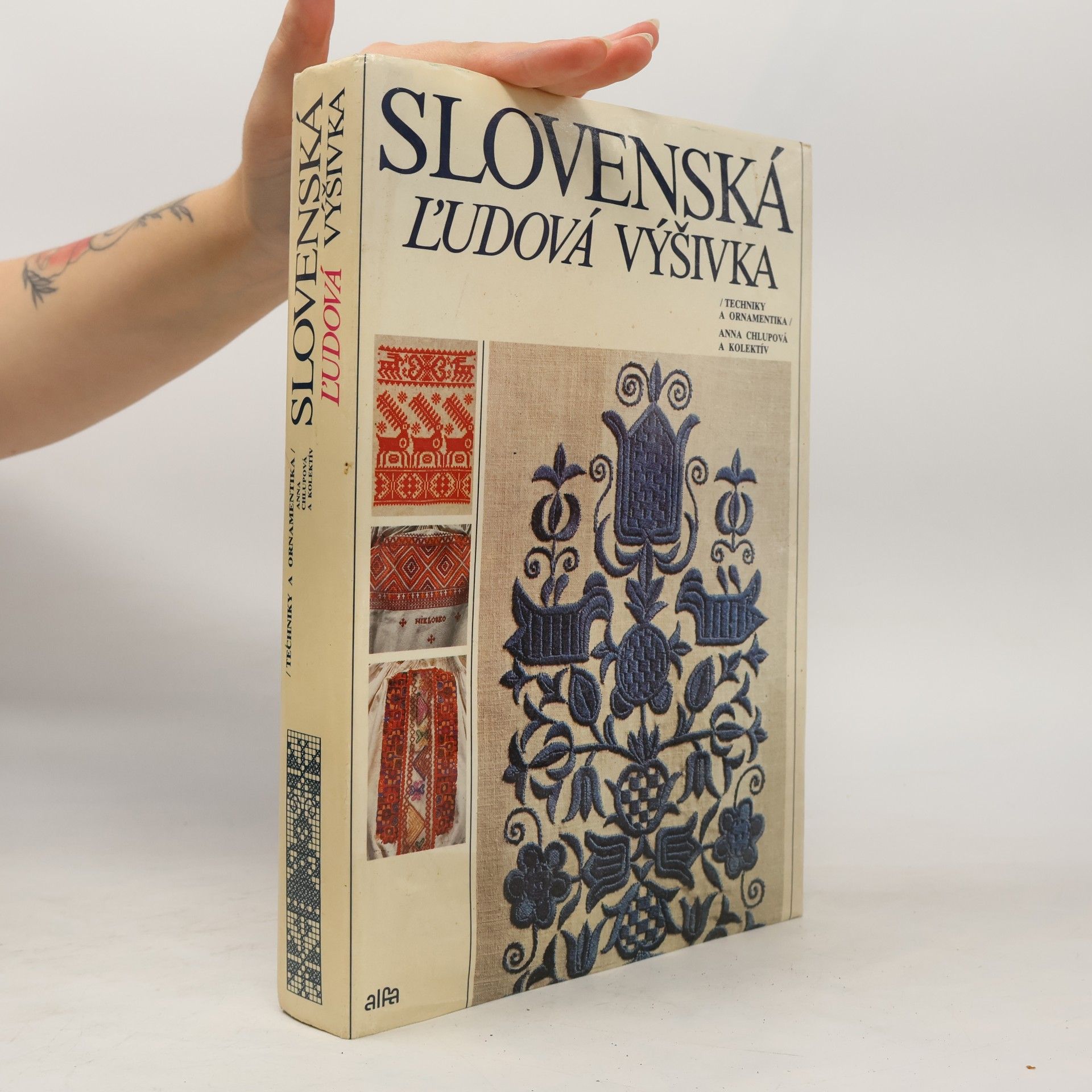 Anna Chlupová Slovenská ľudová výšivka