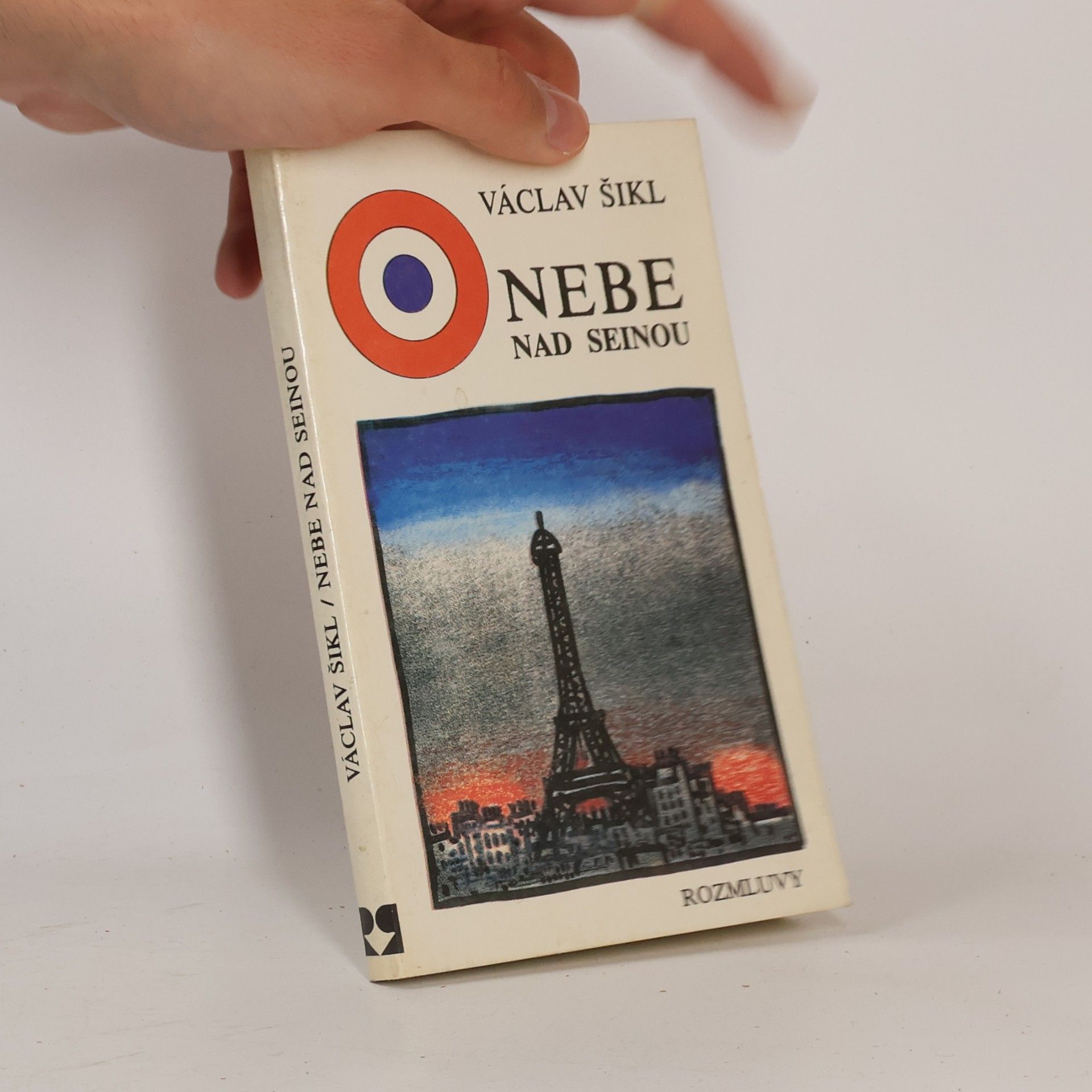 Nebe nad Seinou