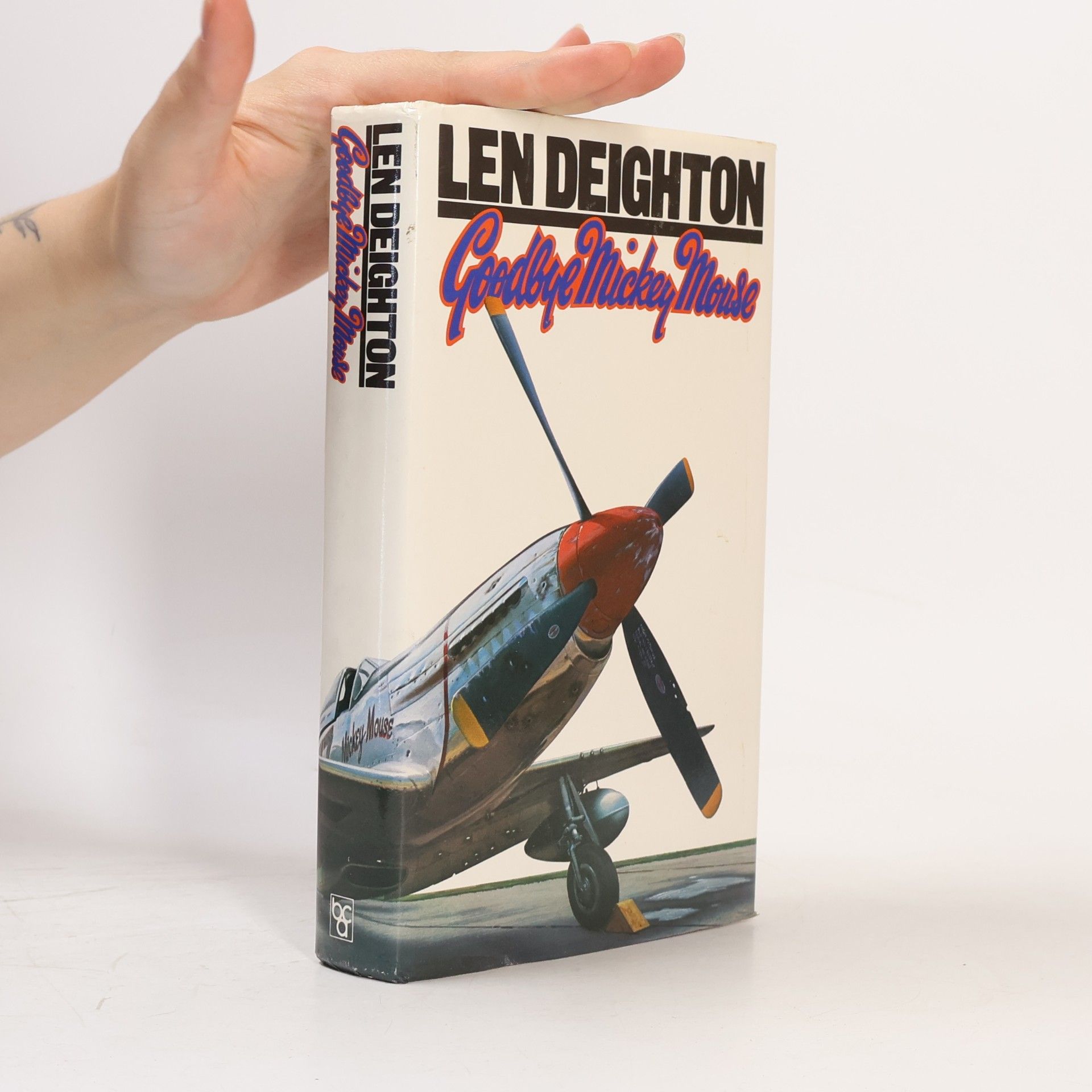 Len Deighton Goodbye, Mickey Mouse