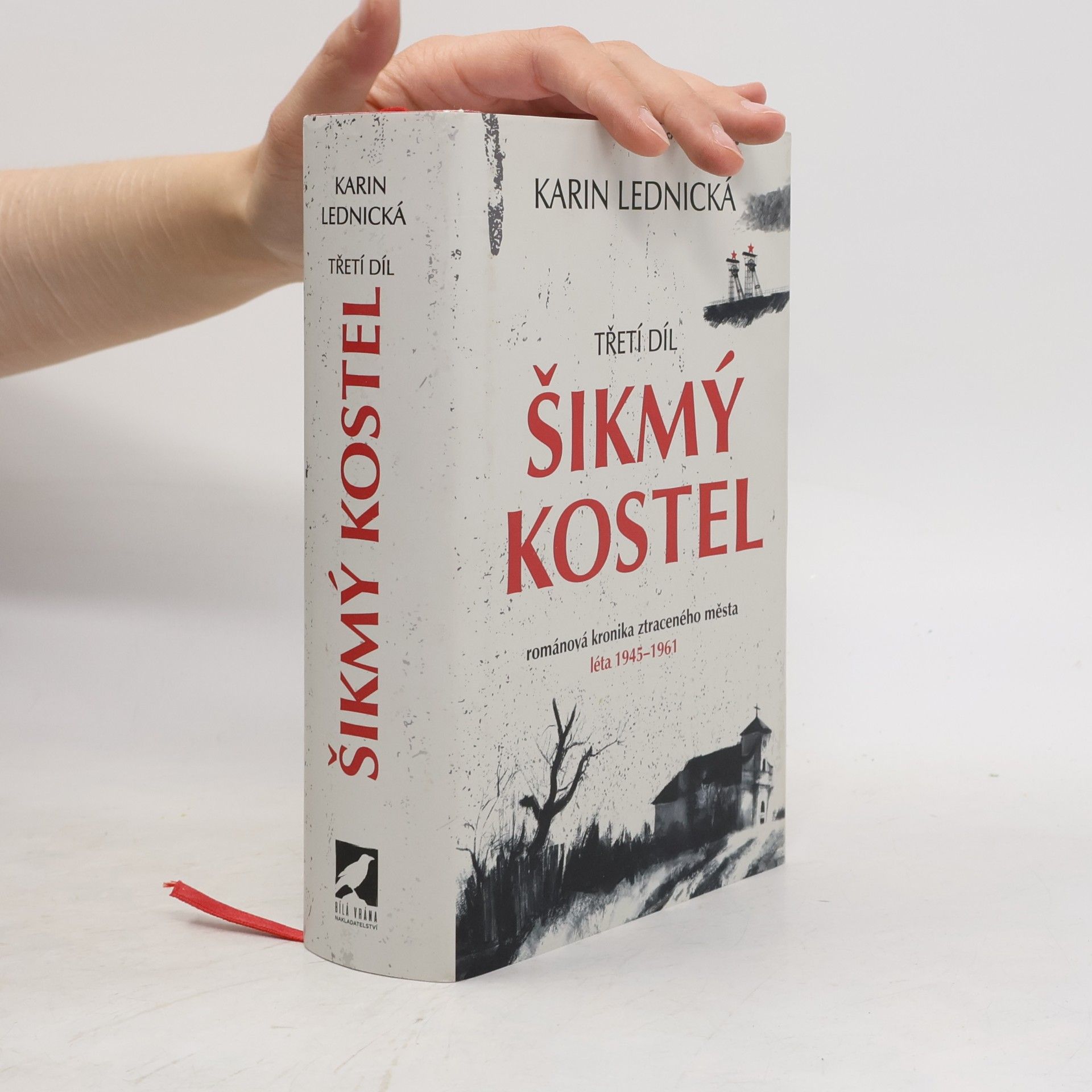 Karin Lednická Šikmý kostel 3