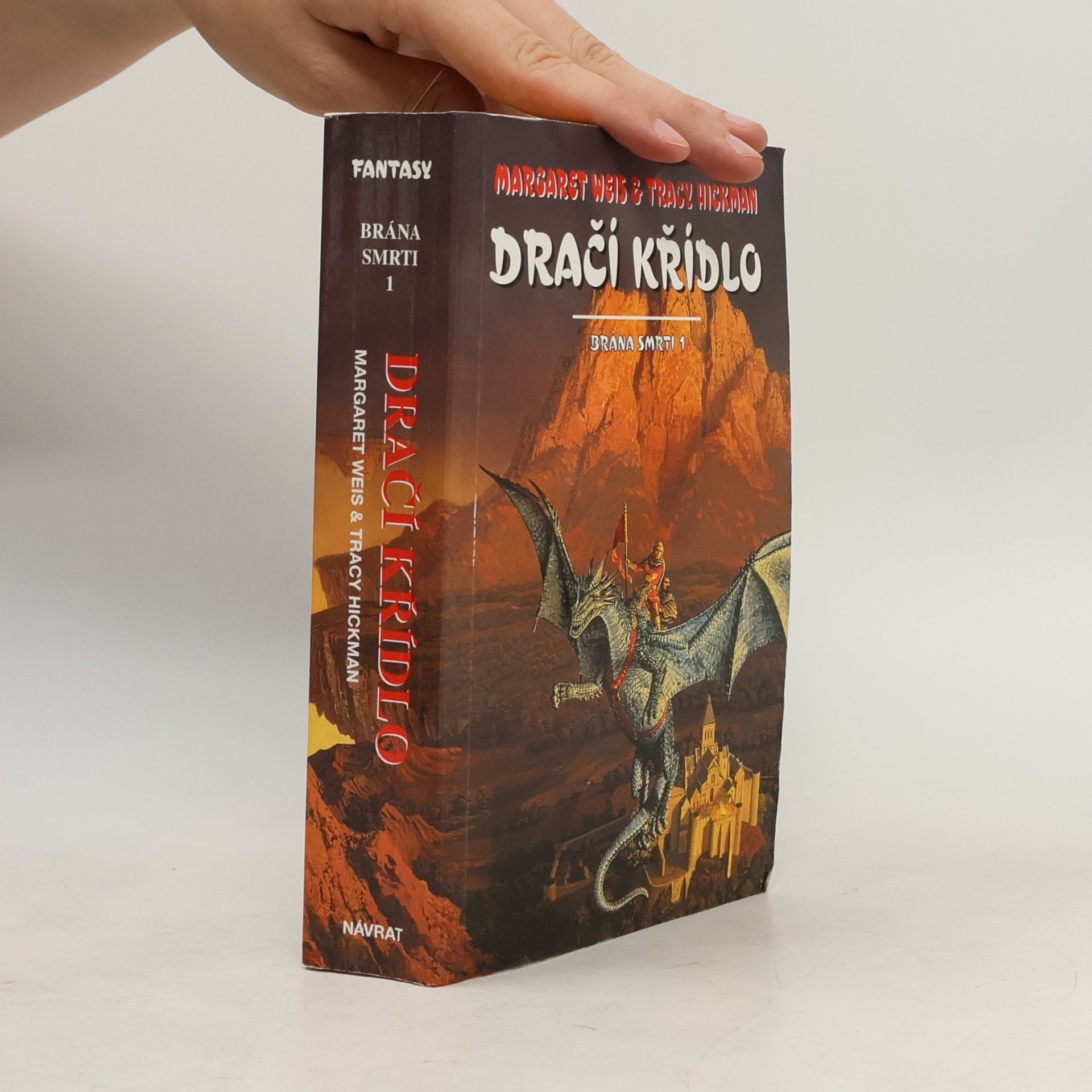 Margaret Weis Brána smrti 1. Dračí křídlo