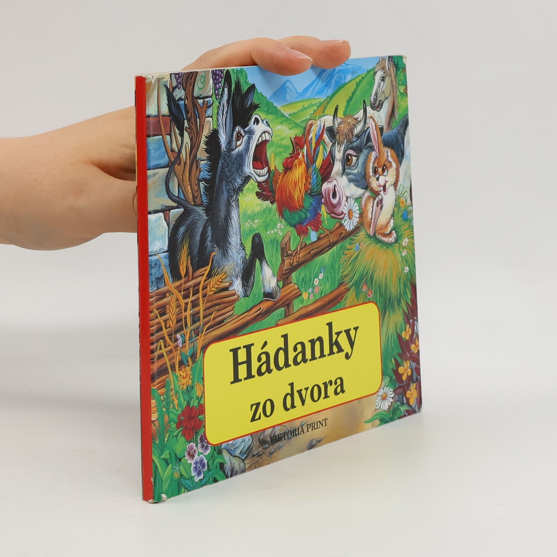 Zuzana Pospíšilová Hádanky zo dvora