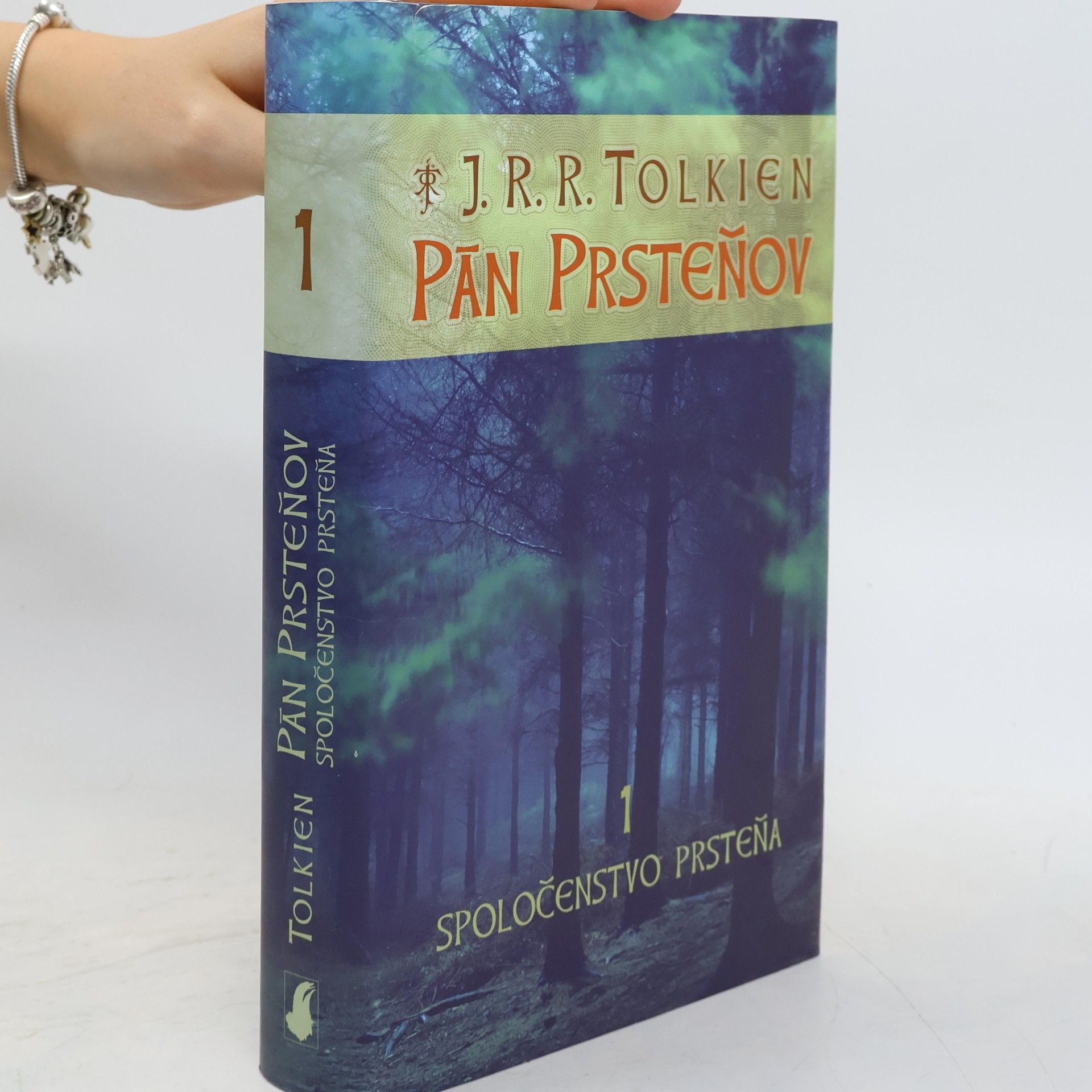 J. R. R. Tolkien Pán prsteňov 1. Spoločenstvo prsteňa