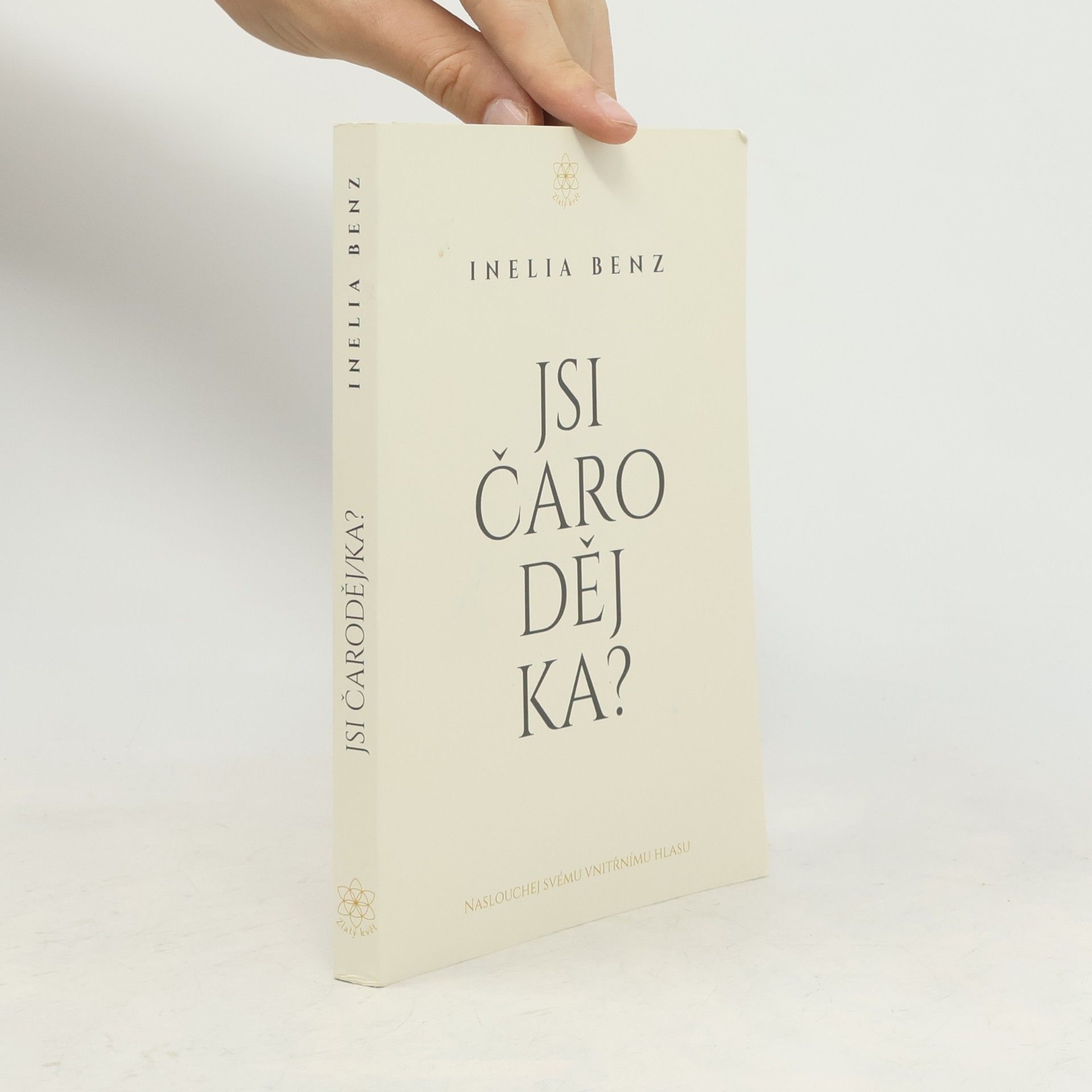 Inelia Benz Jsi Čarodějka?