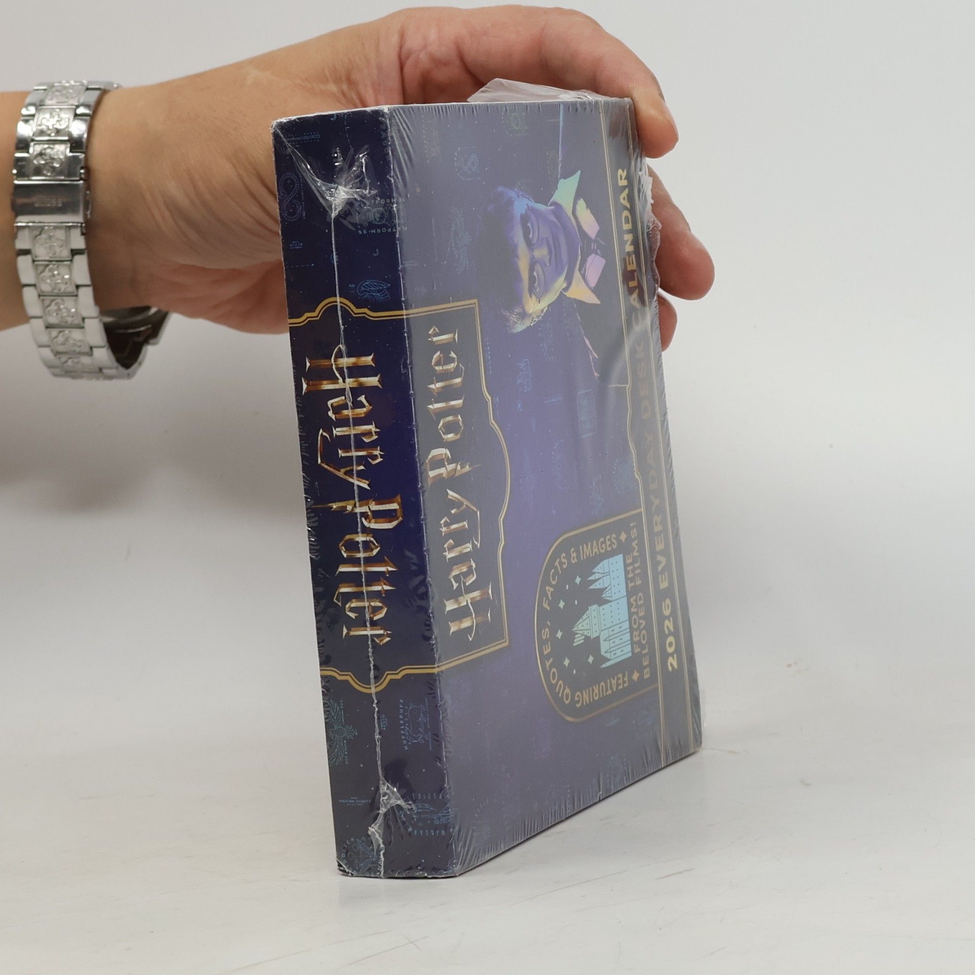 Autorenkollektiv Harry Potter Tagesabreißkalender 2026: Magischer Kalender für jeden Tag mit Zitaten, Bildern und spannenden Details aus der Filmreihe. Tischkalender ... Auch zum Aufhängen (Tagesabreißkalender Heye)