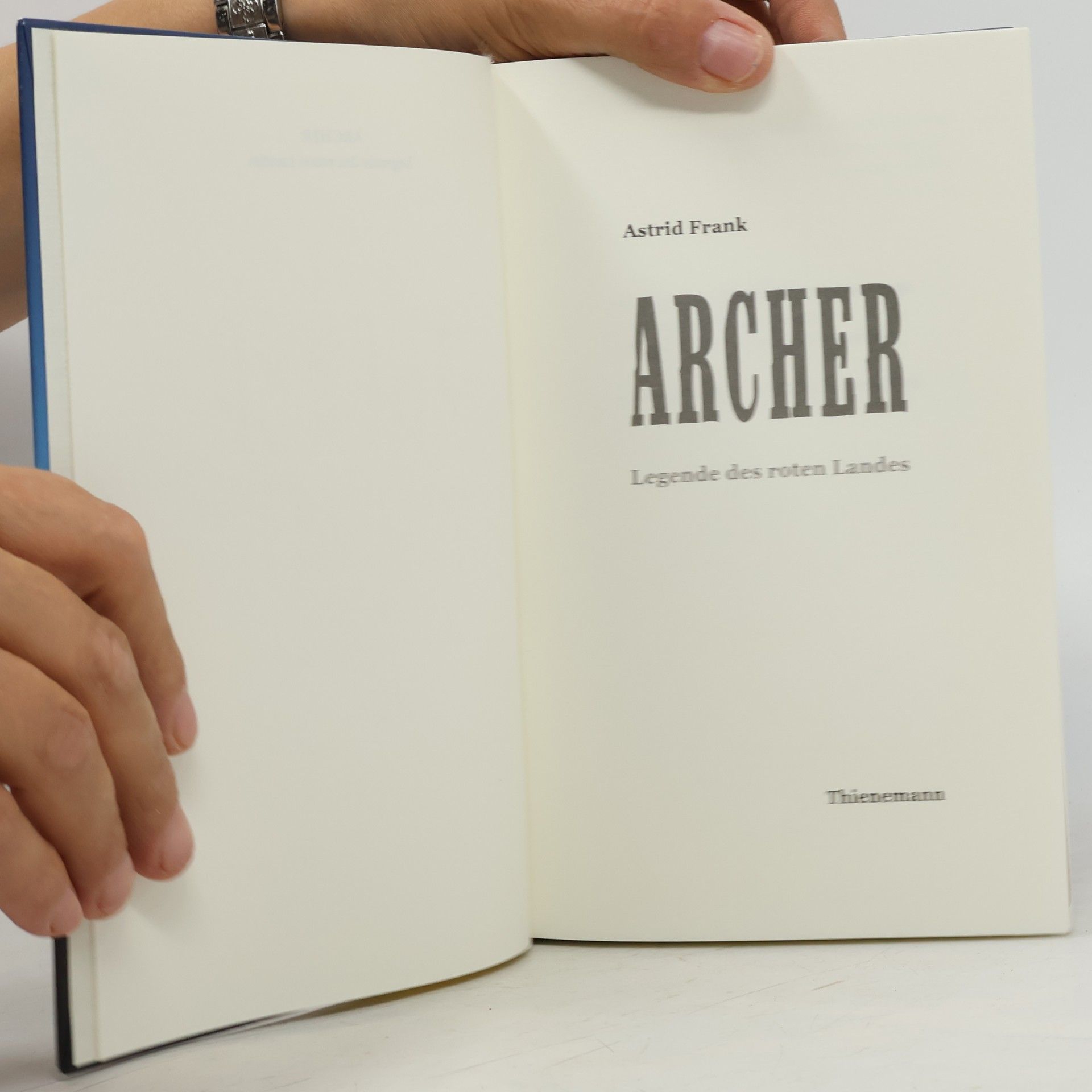 Astrid Frank Archer - Legende des roten Landes