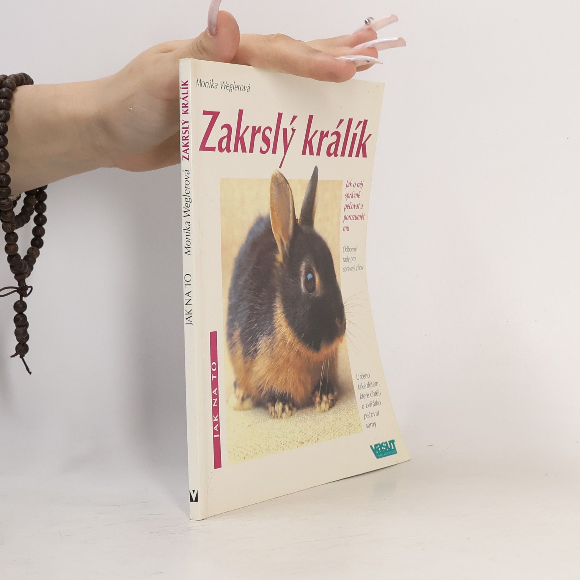 Monika Wegler Zakrslý králík