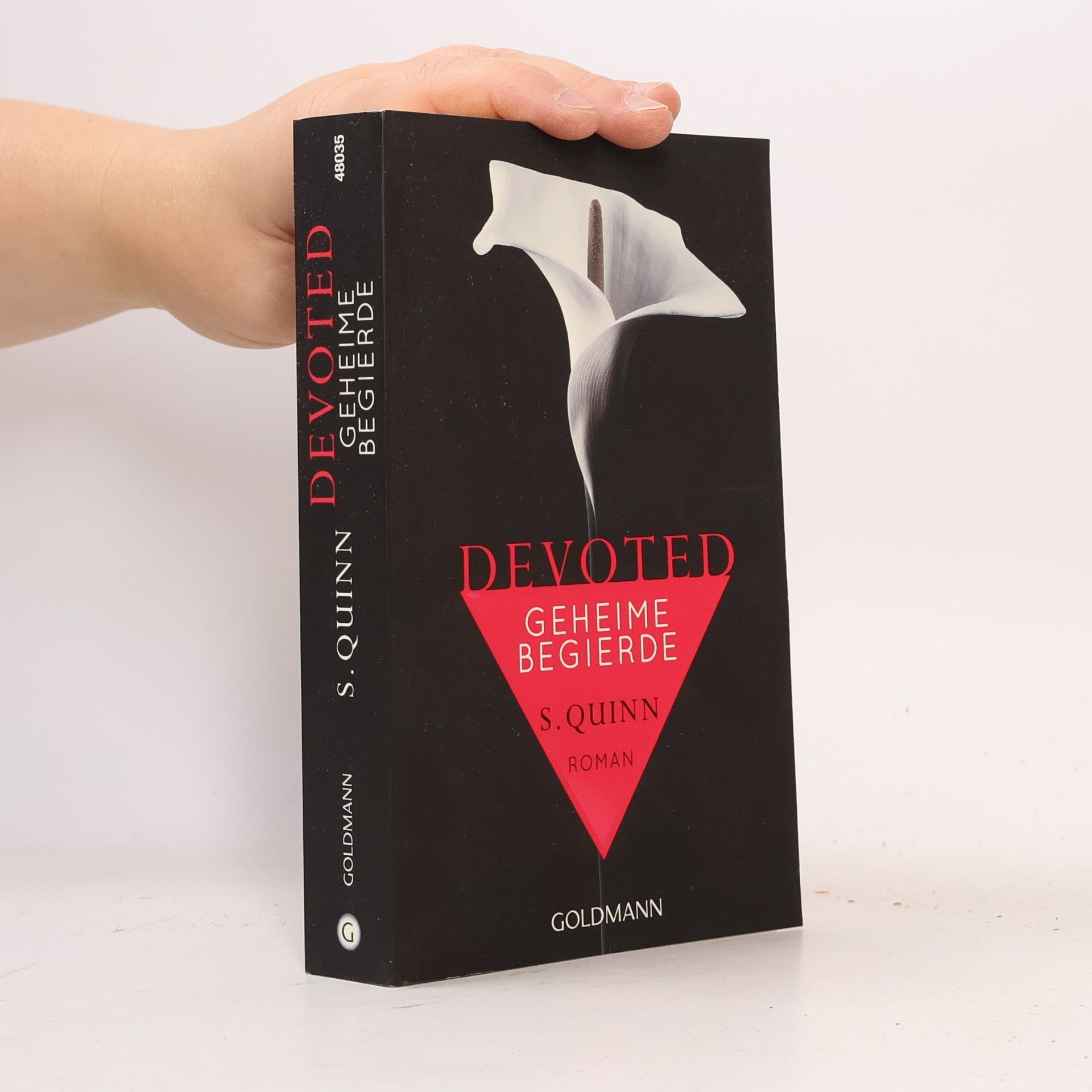 Suzy K. Quinn Devoted