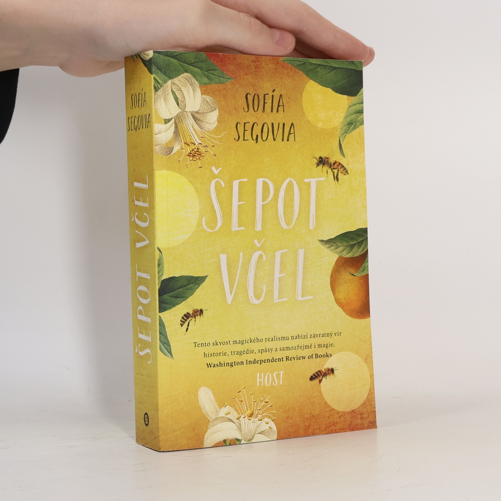 Sofía Segovia Šepot včel