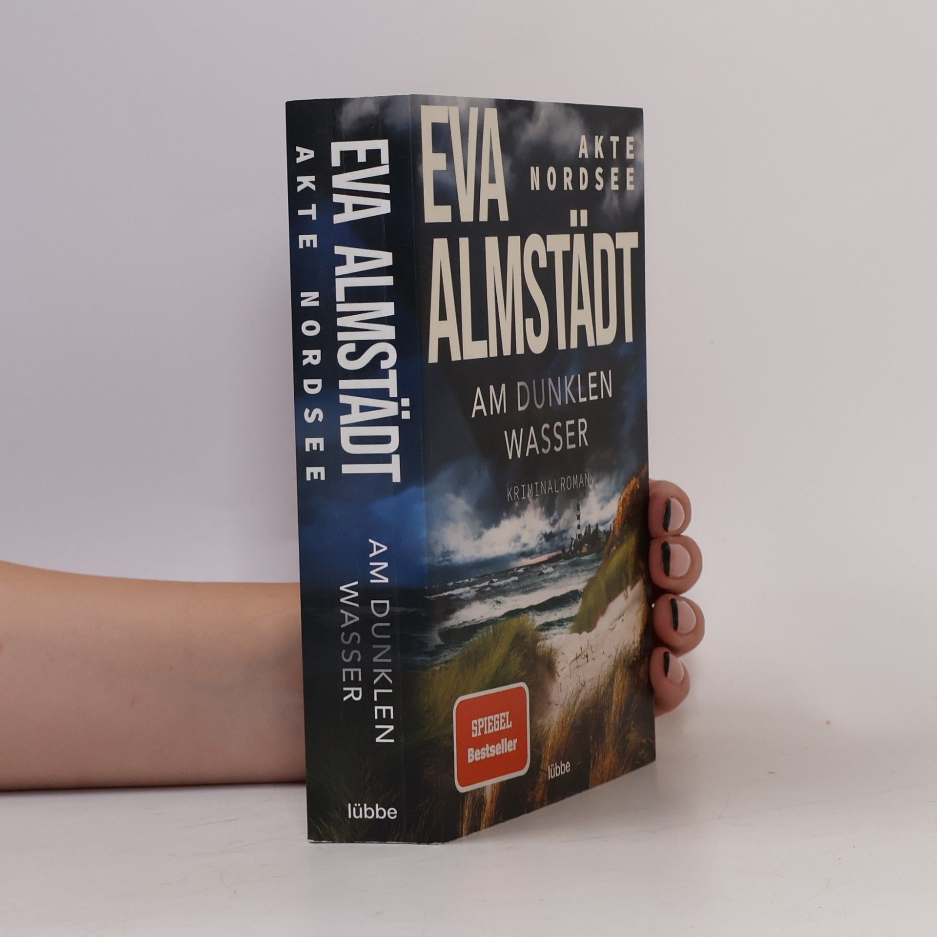 Eva Almstädt Akte Nordsee - am dunklen Wasser