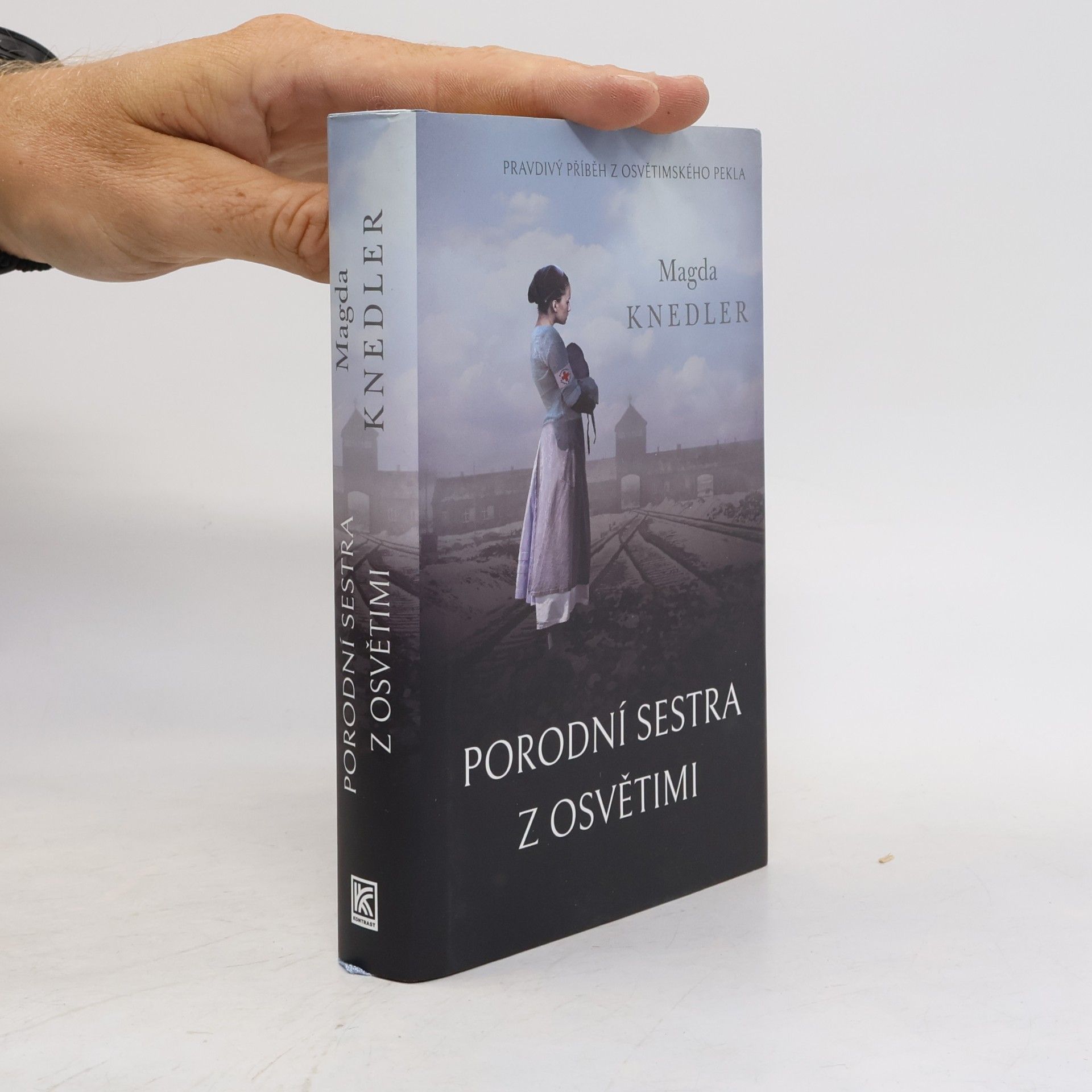 Magdalena Knedler Porodní sestra z Osvětimi
