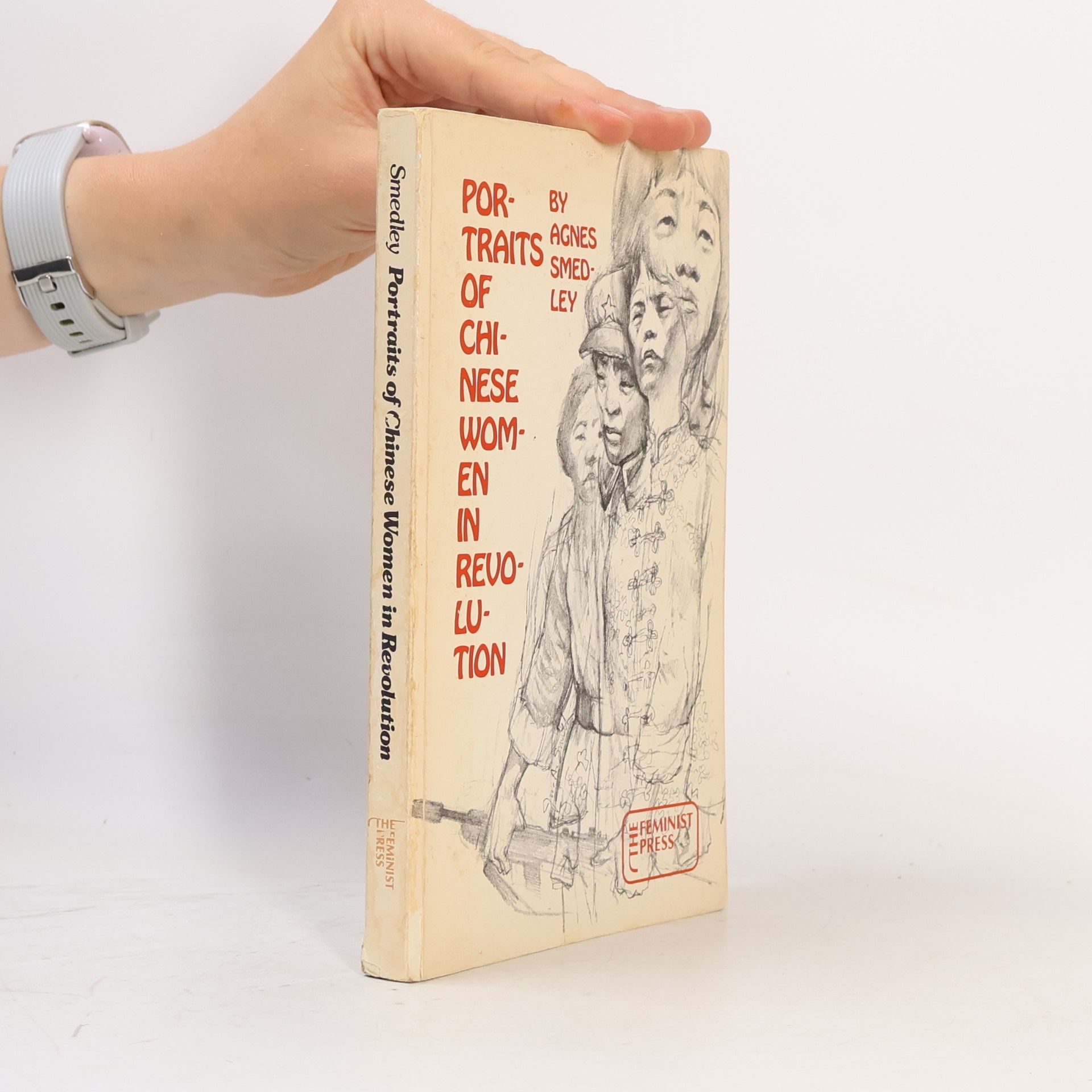 Steve Mackinnon Portraits of Chinese Women in Revolution
