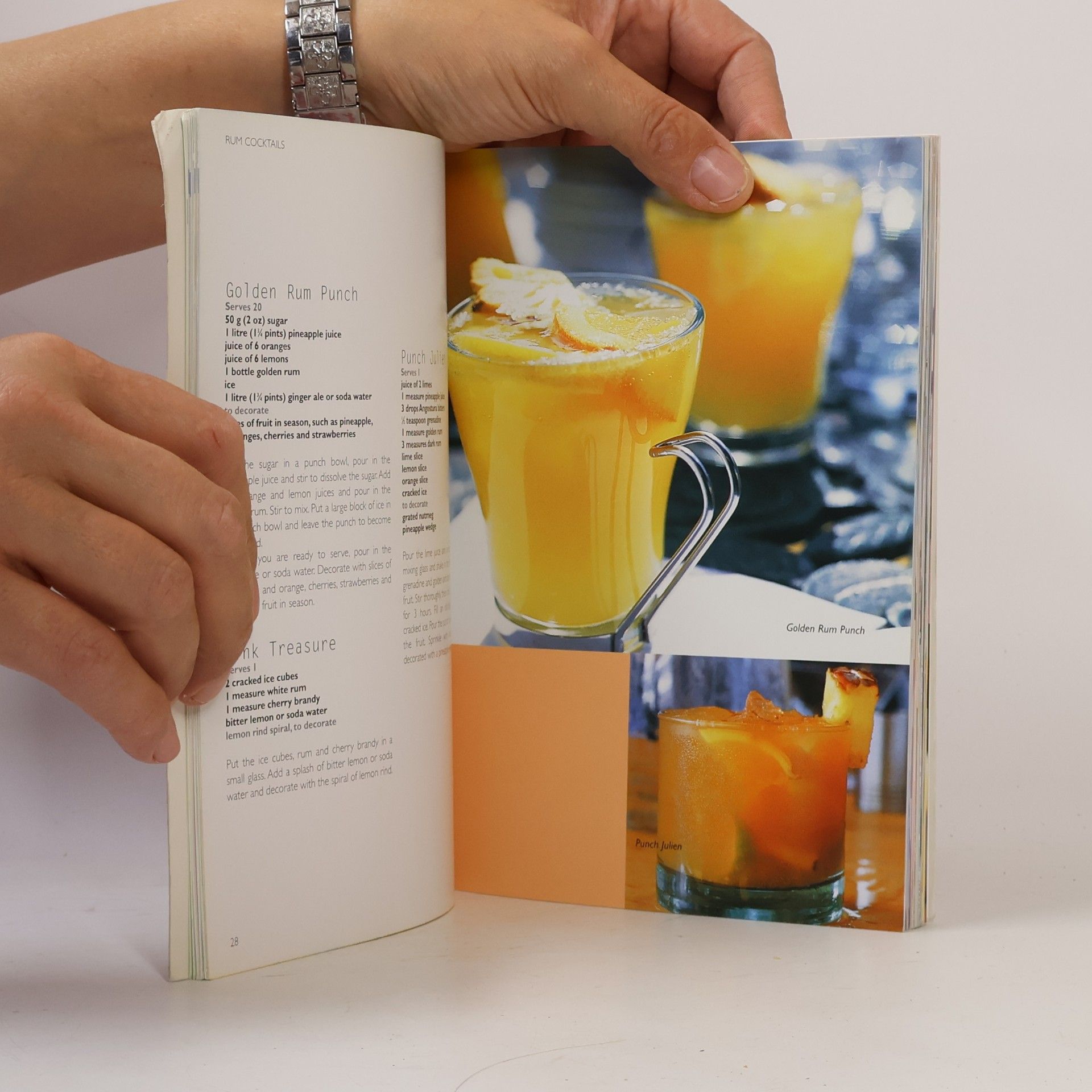 Hamlyn Publishing Group Cocktails