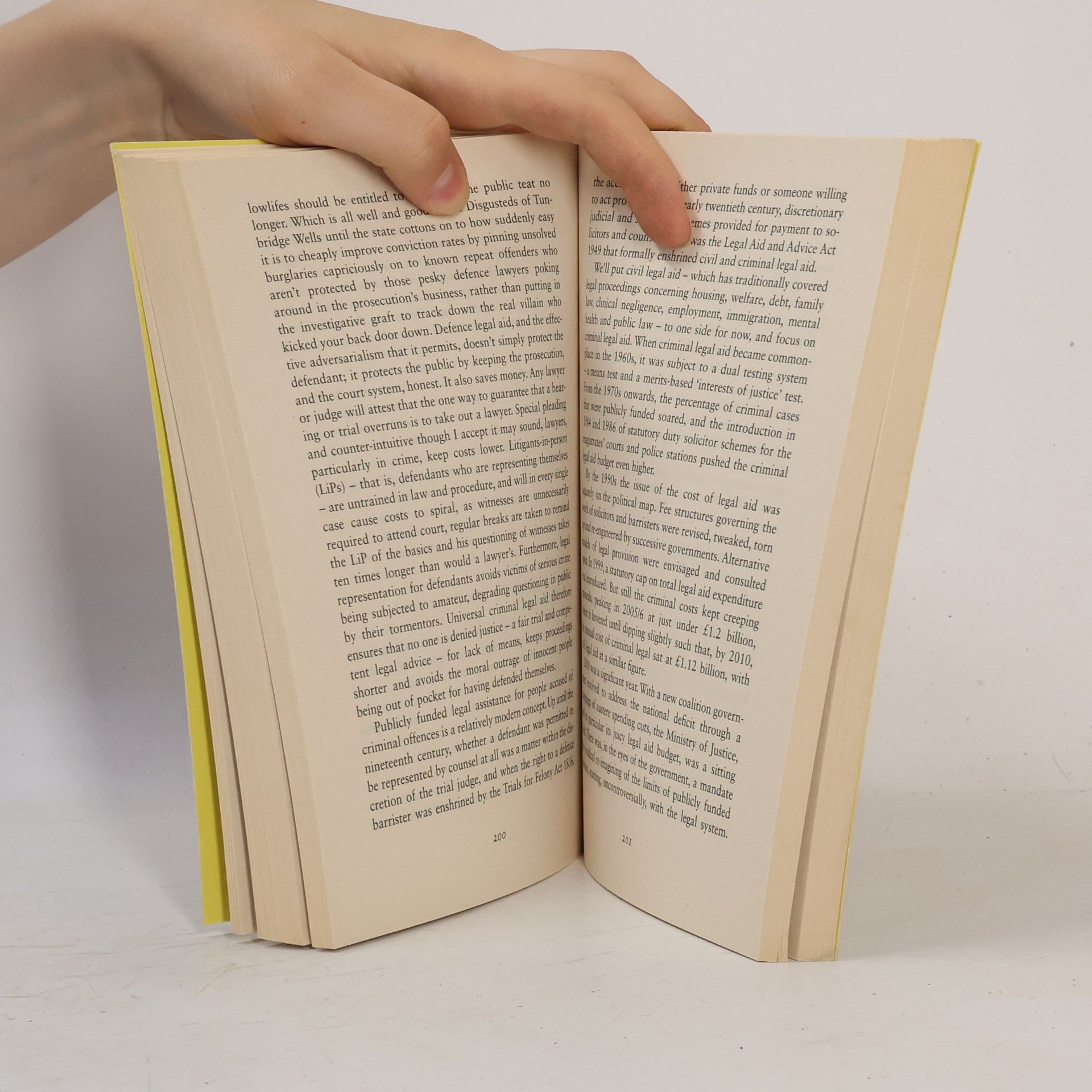 Autorenkollektiv The secret barrister : stories of the law and how it's broken