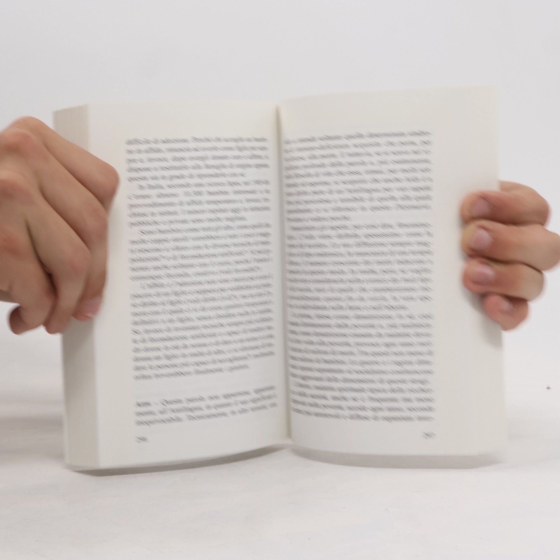 Liverani, P. Giorgio La società multicaotica con il dizionario dell'antilingua (Sagitta)