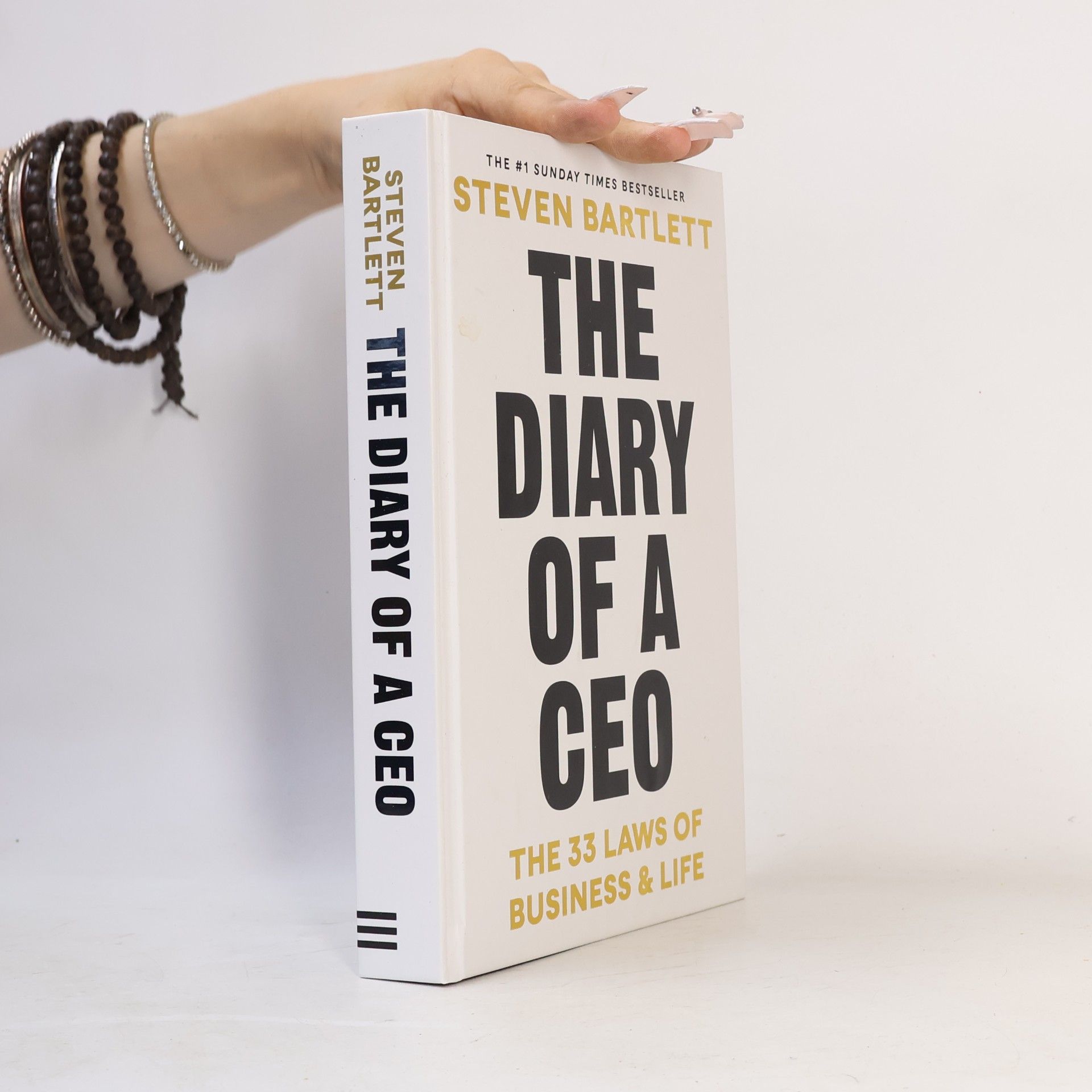 Steven Bartlett The Diary of a CEO: The 33 Laws of Business, Marketing and Life