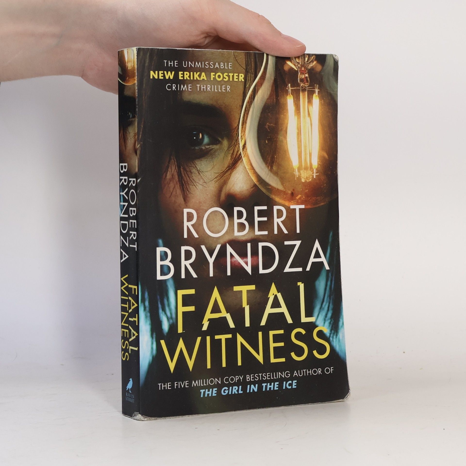 Robert Bryndza Fatal Witness