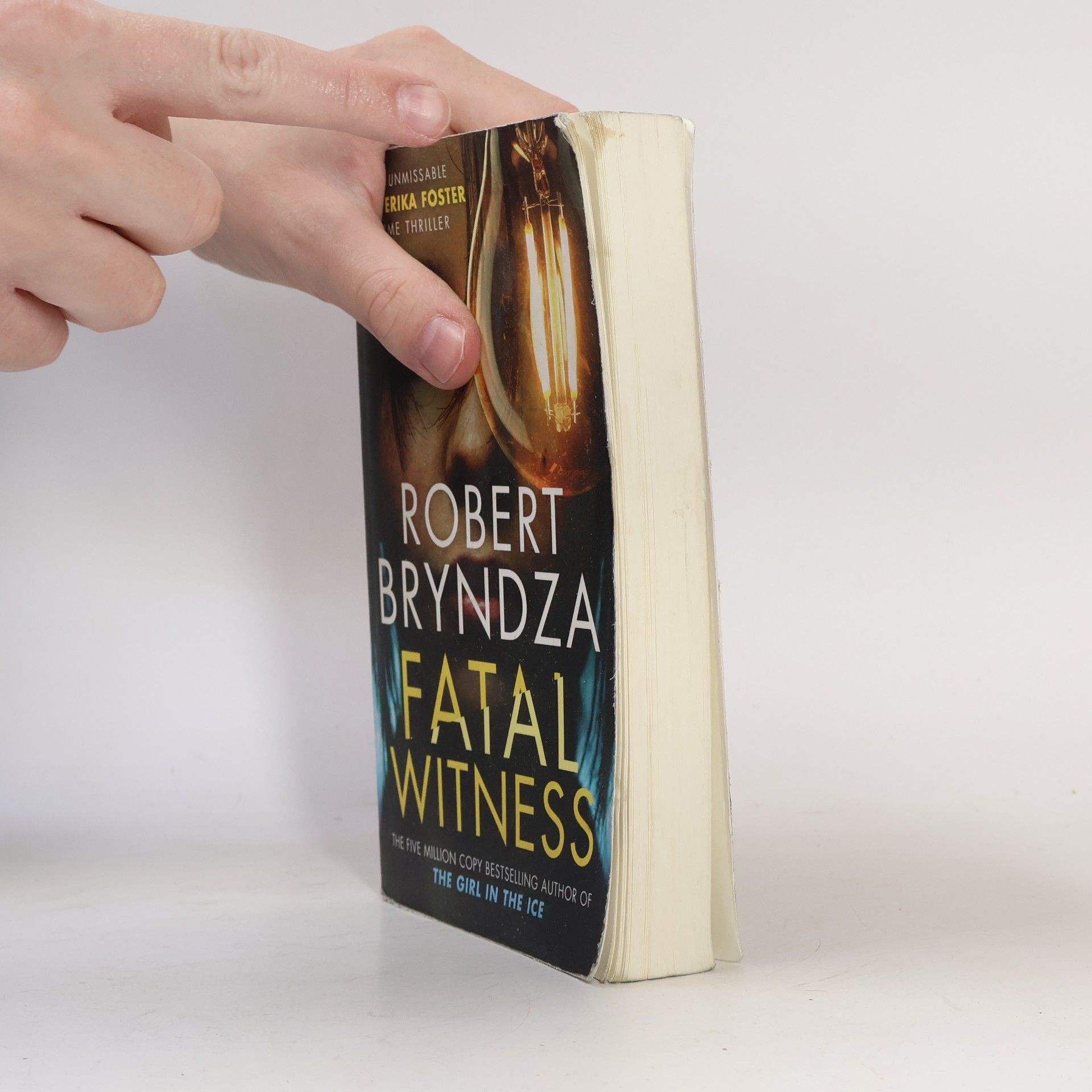 Robert Bryndza Fatal Witness