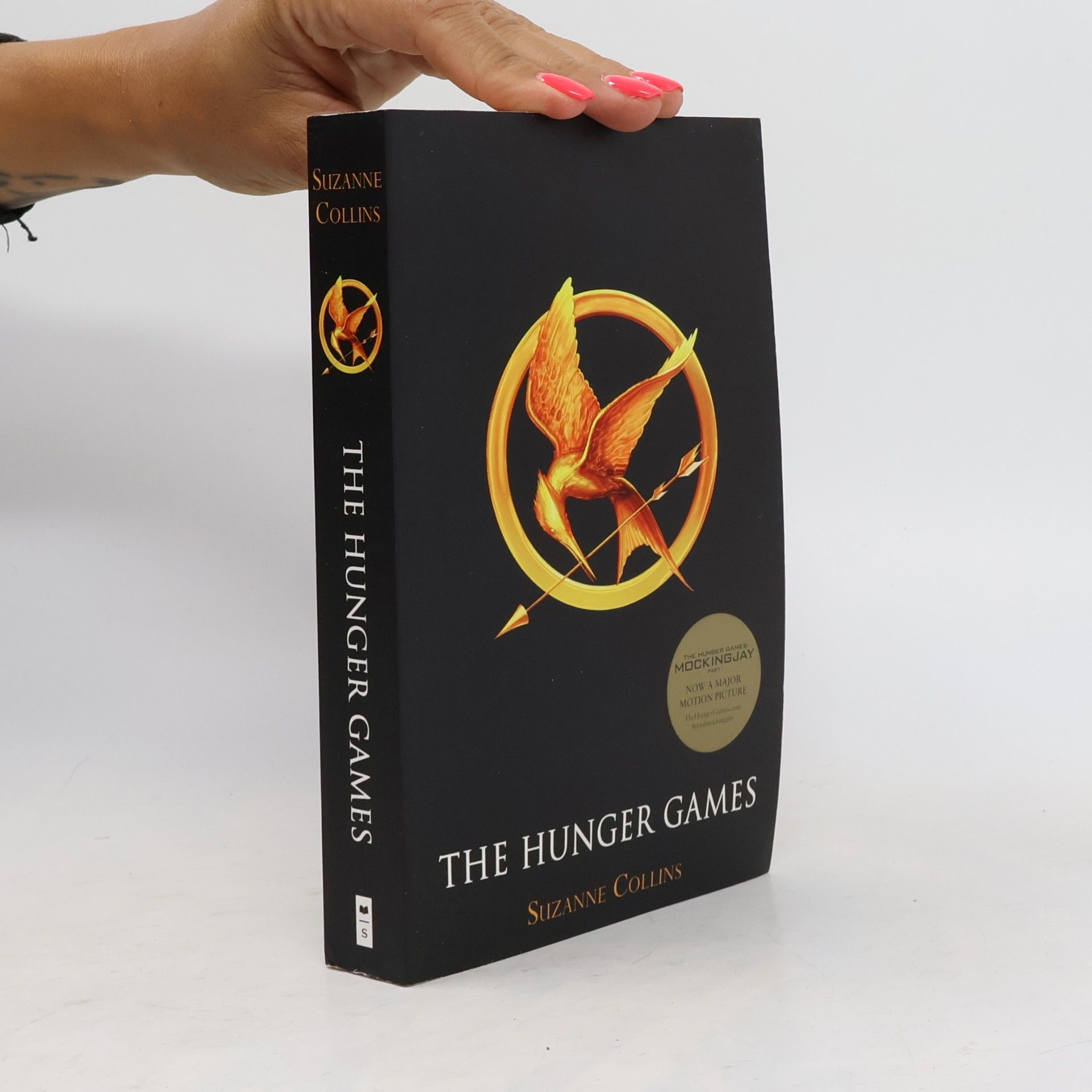 Suzanne Collinsová The hunger games