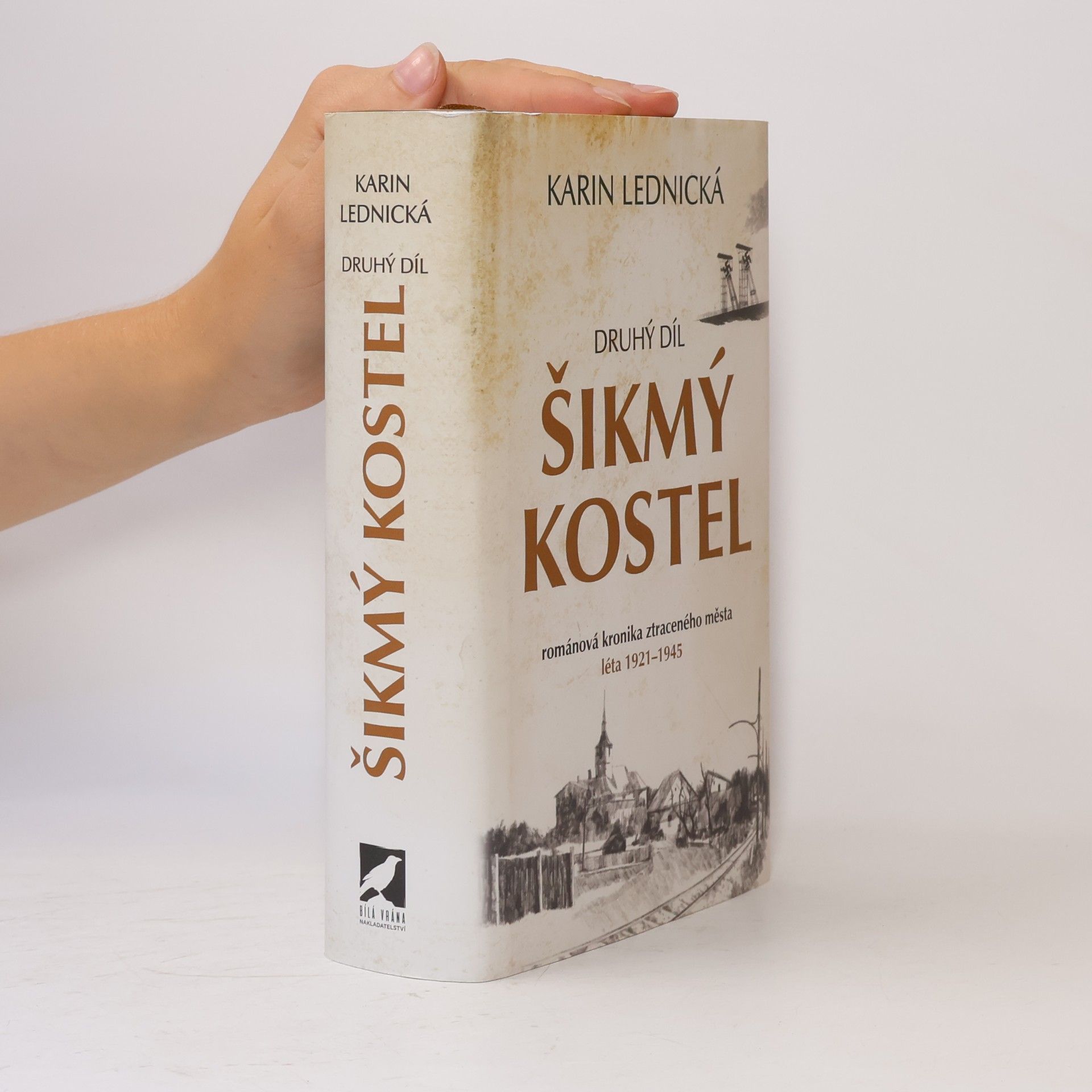 Karin Lednická Šikmý kostel 2