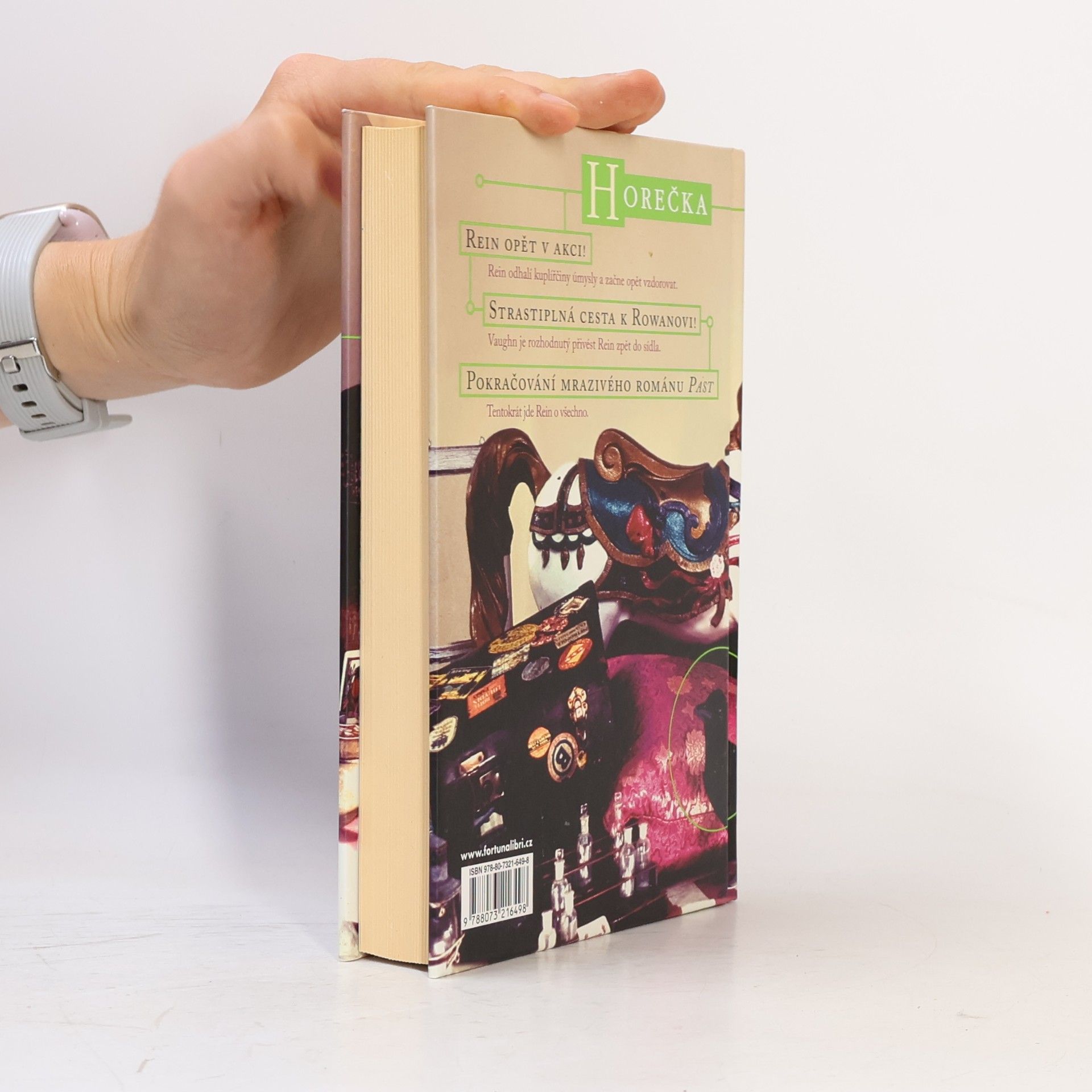 Lauren DeStefano Zahrada nesmrtelnosti 2. Horečka