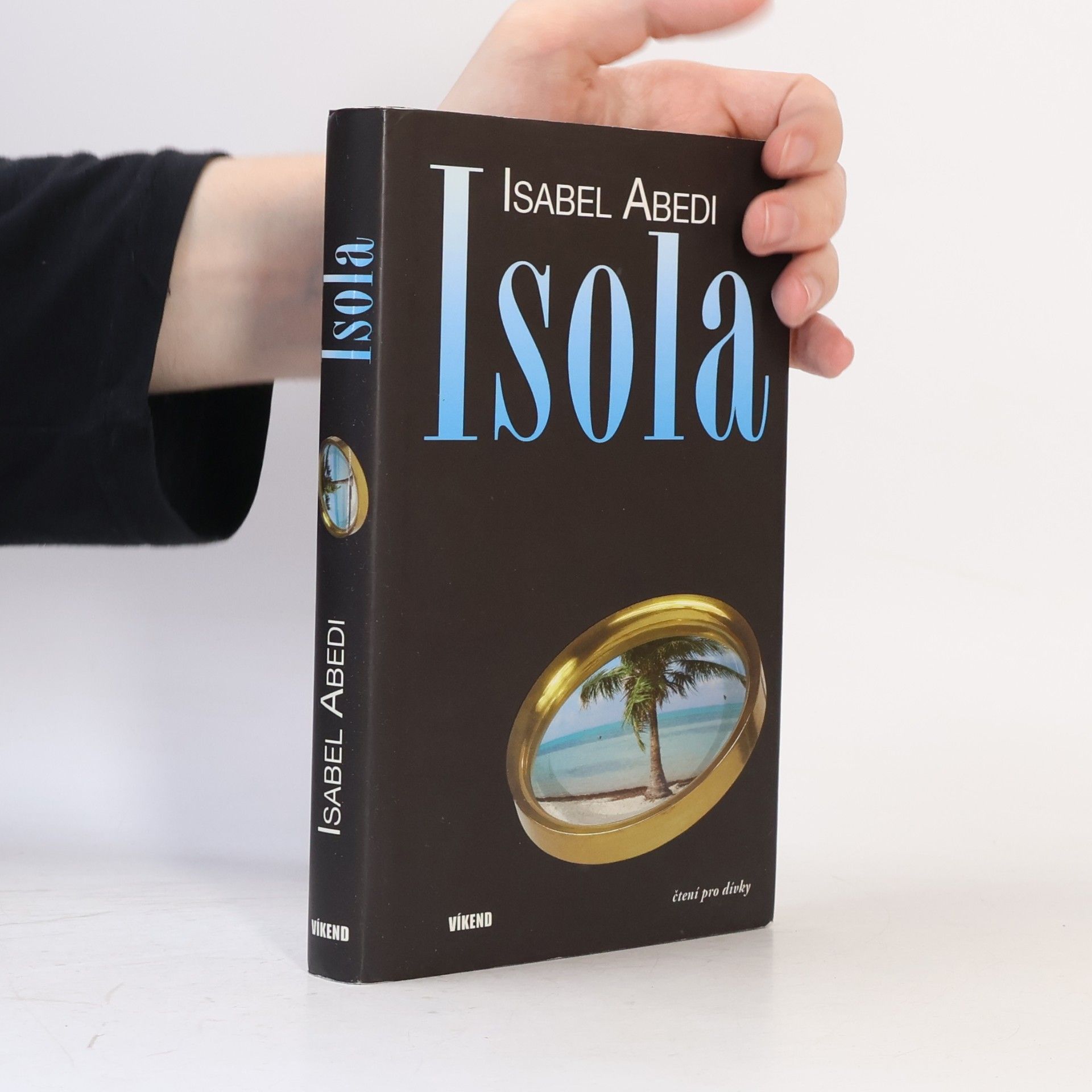 Isabel Abedi Isola