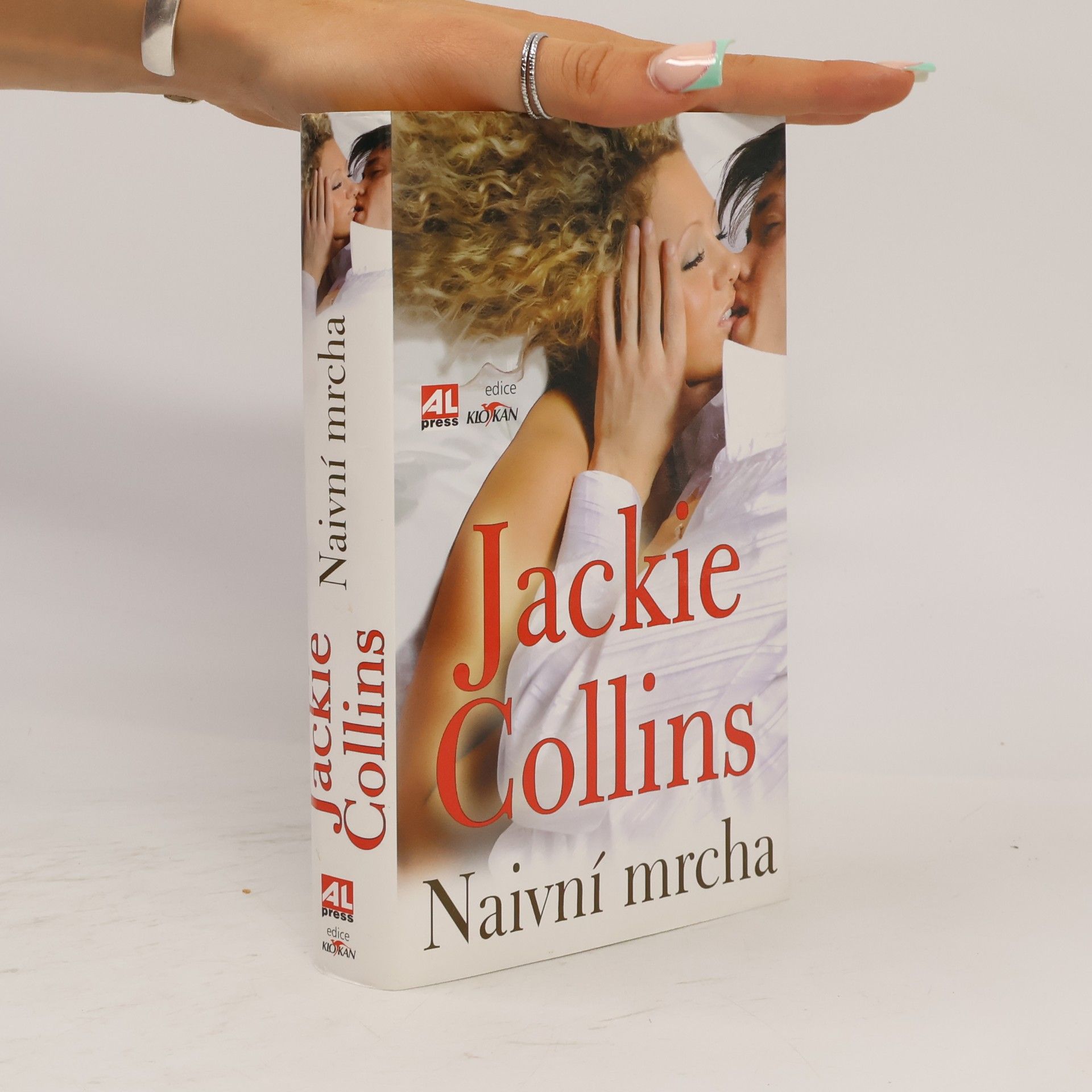 Jackie Collins Naivní mrcha