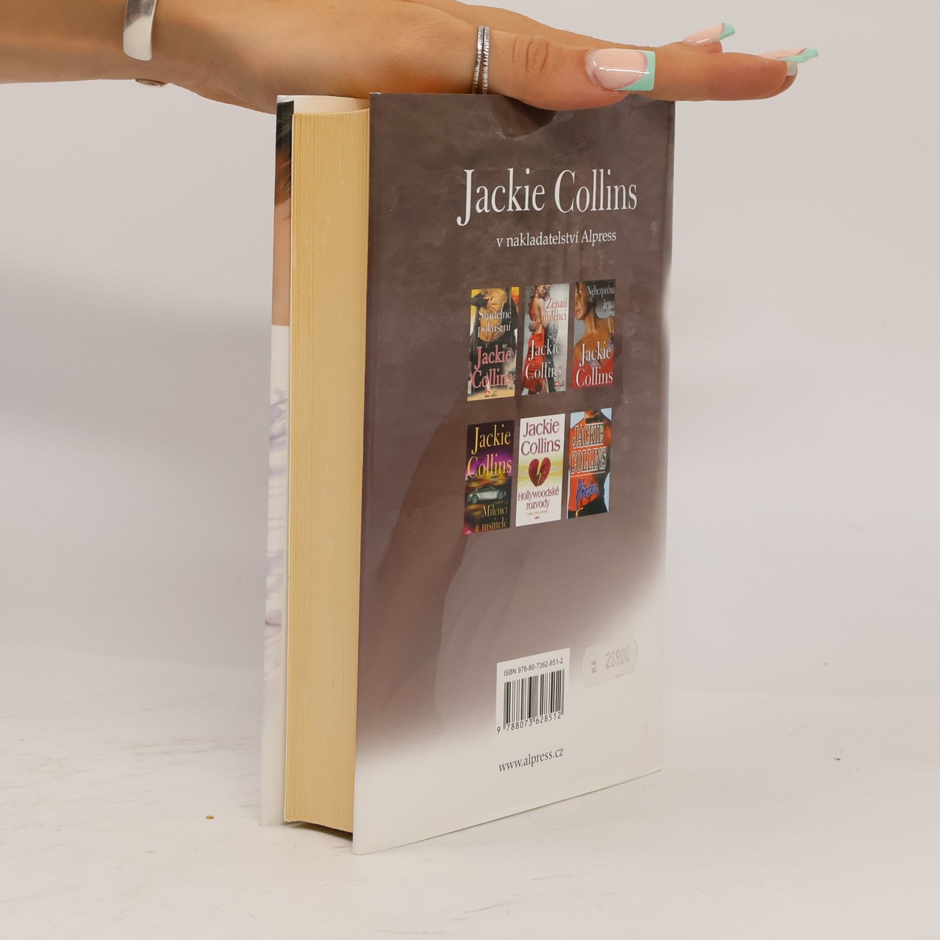 Jackie Collins Naivní mrcha
