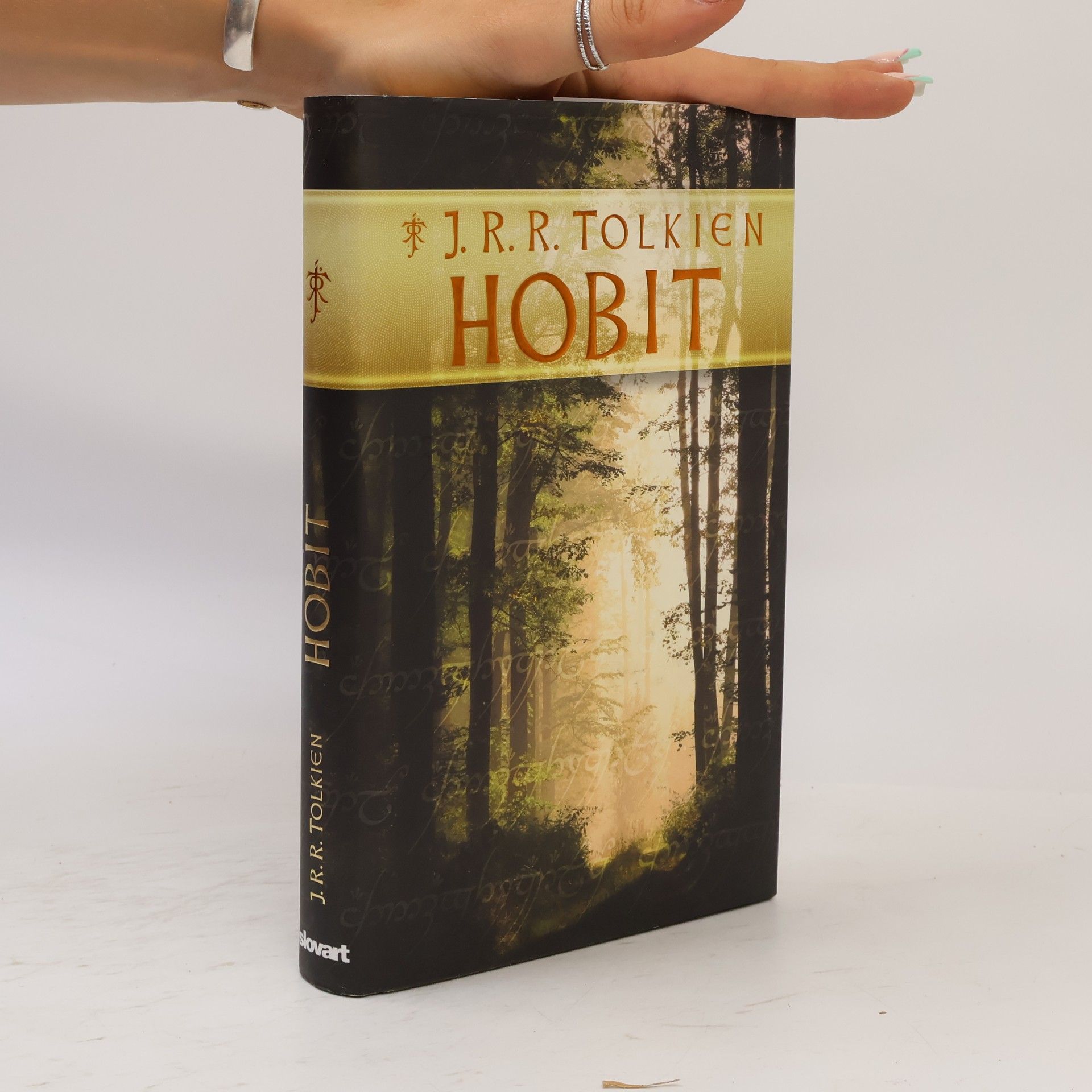 J. R. R. Tolkien Hobit, alebo Cesta tam a späť