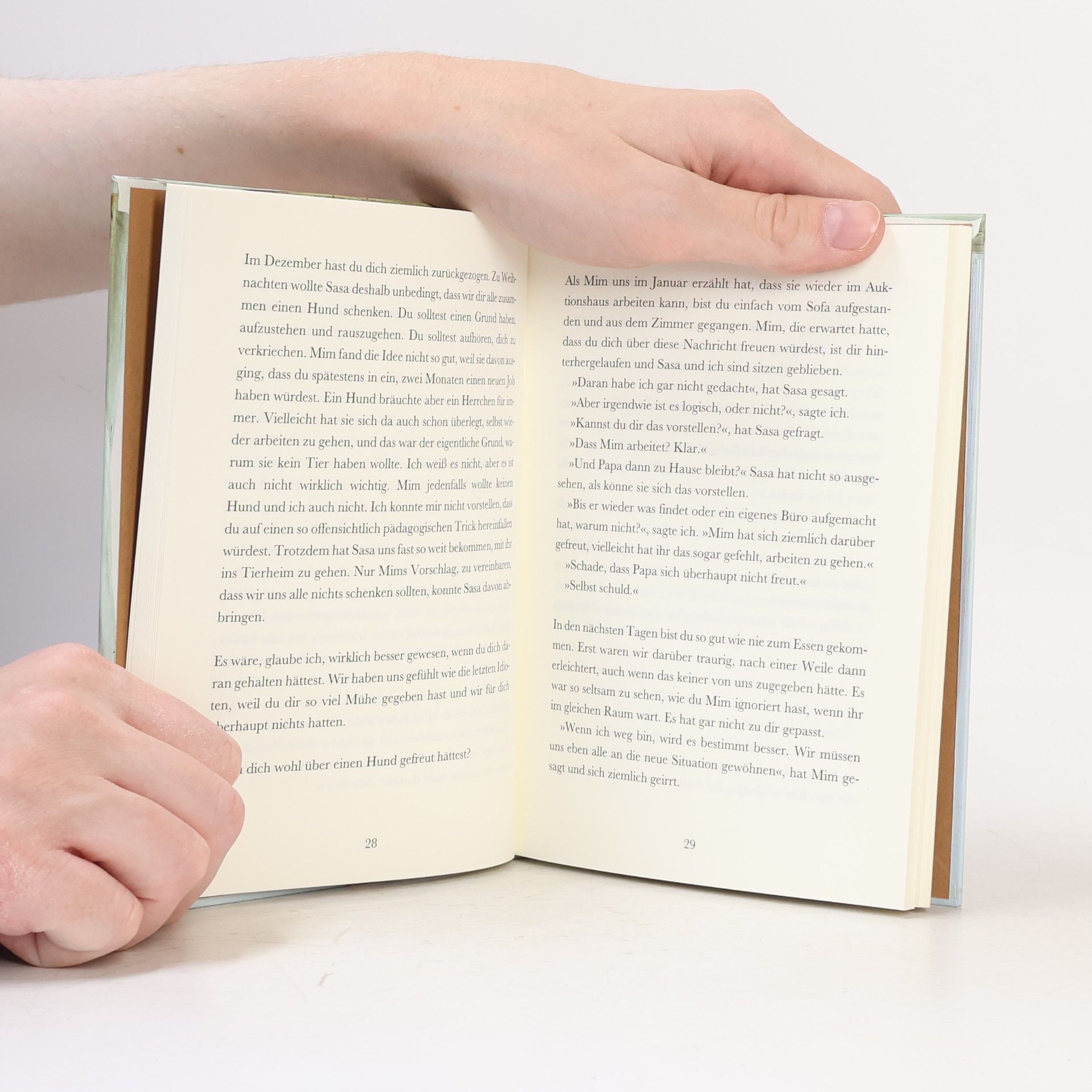Regina Dürig Katertag oder: was sagt der Knopf bei Nacht?