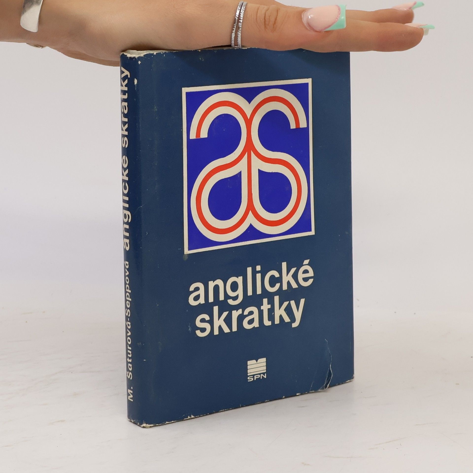 Magda Šaturová-Seppová Anglické skratky