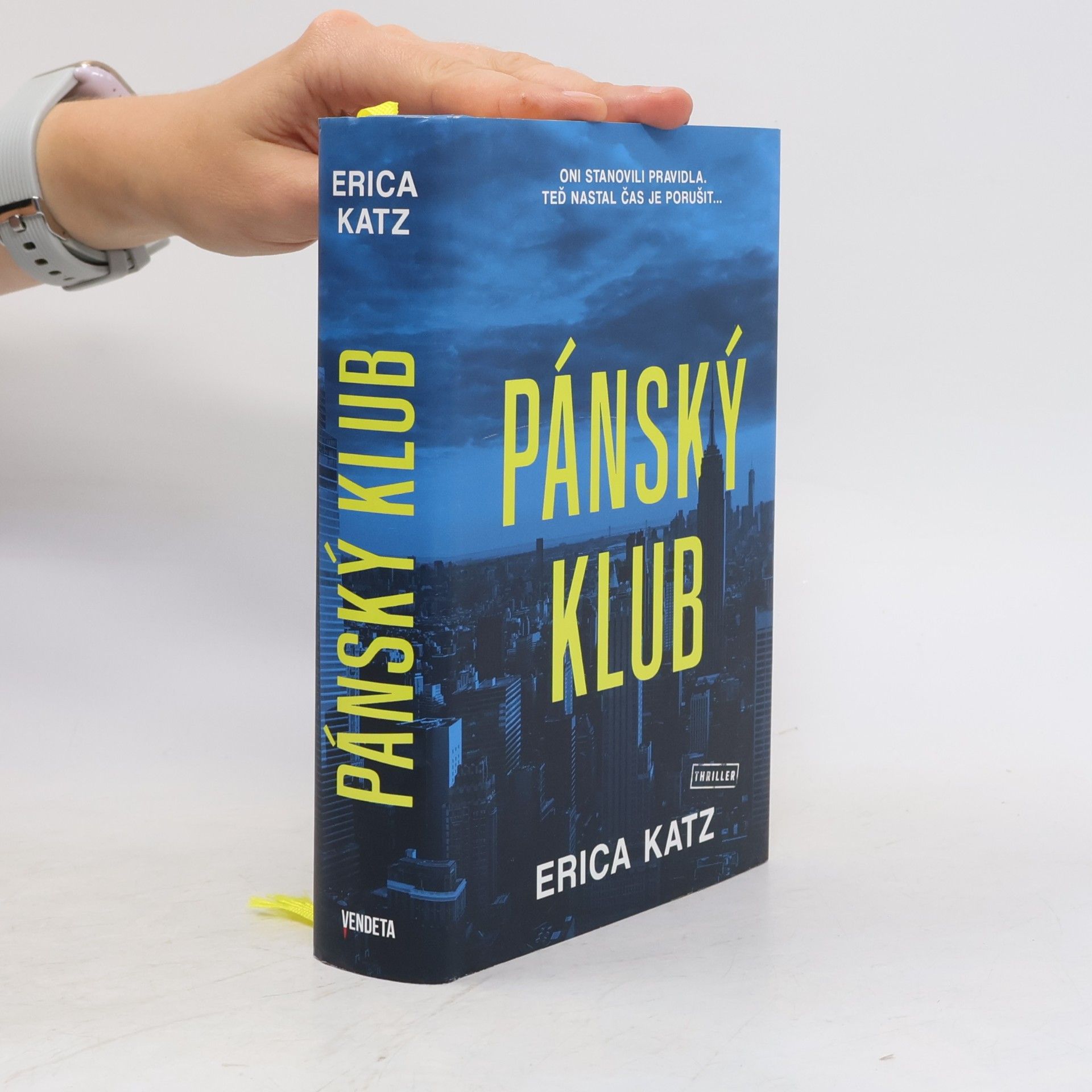 Erica Katz Pánský klub