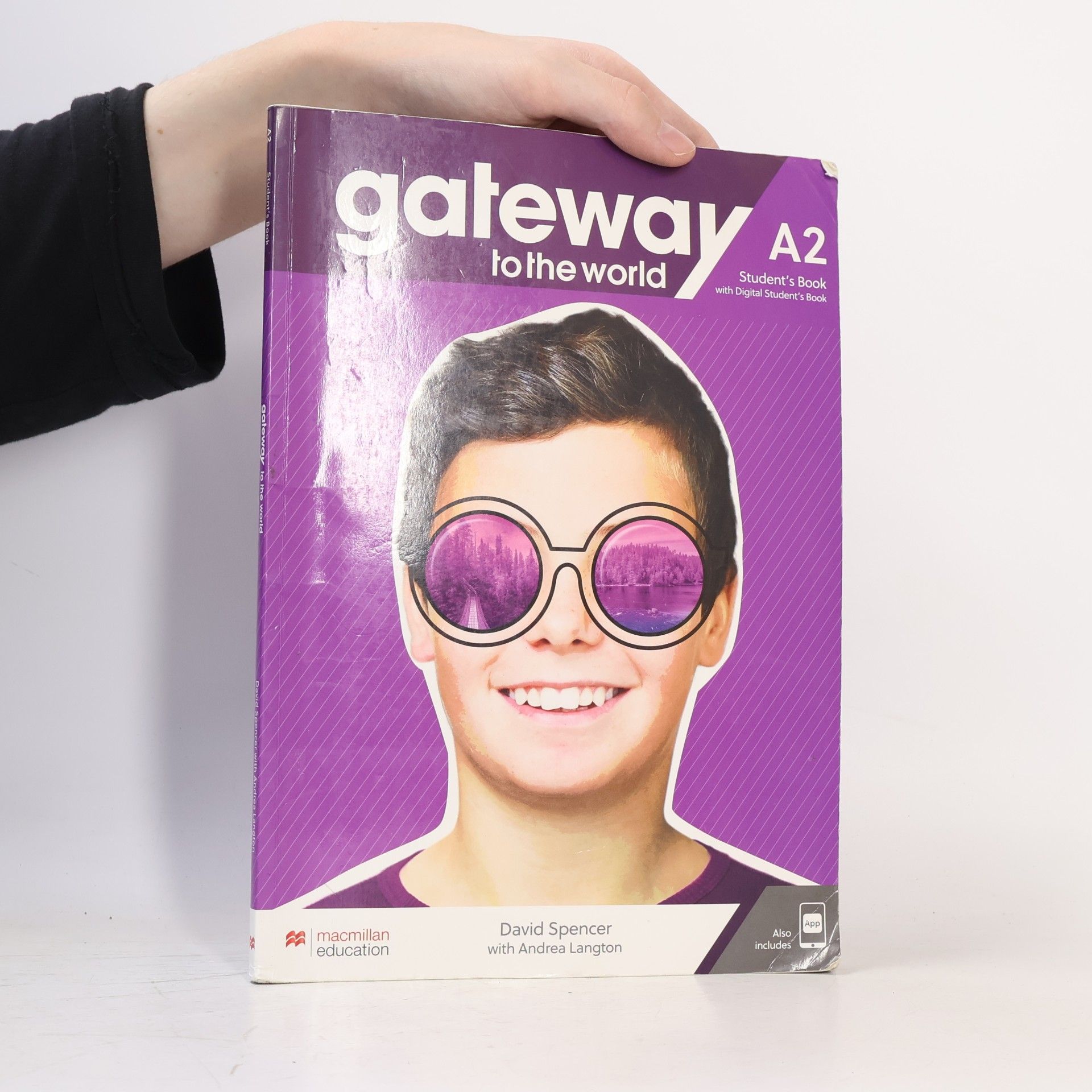 Gateway to the World A2 Student's Book with Student's App and Digital Student's Book