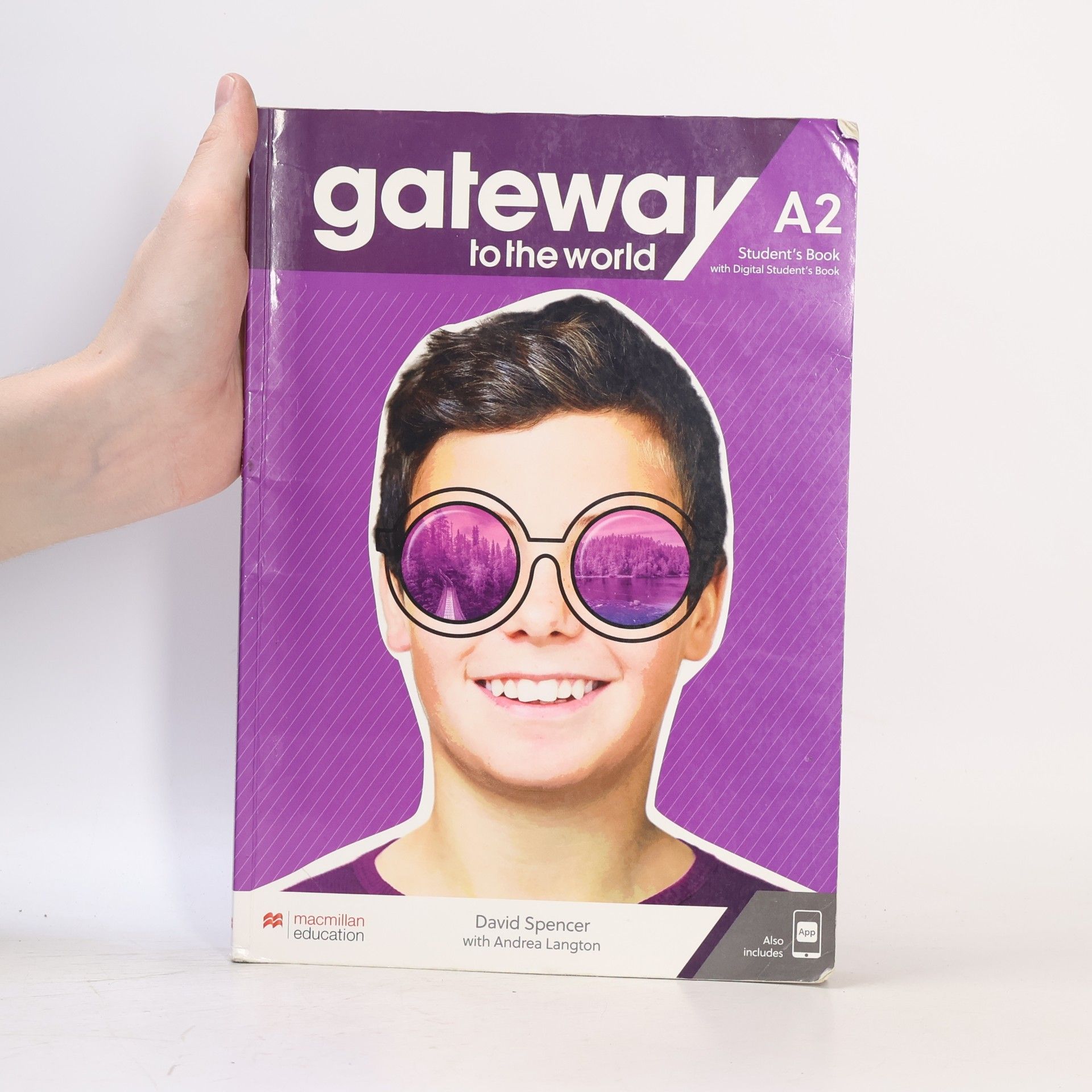 David Spencer Gateway to the World A2 Student's Book with Student's App and Digital Student's Book