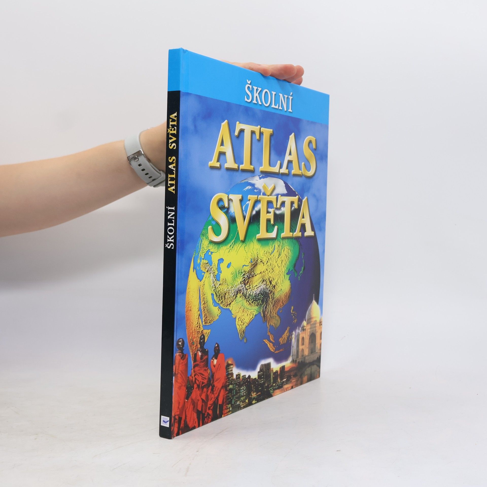 Philip Steele Školní atlas světa