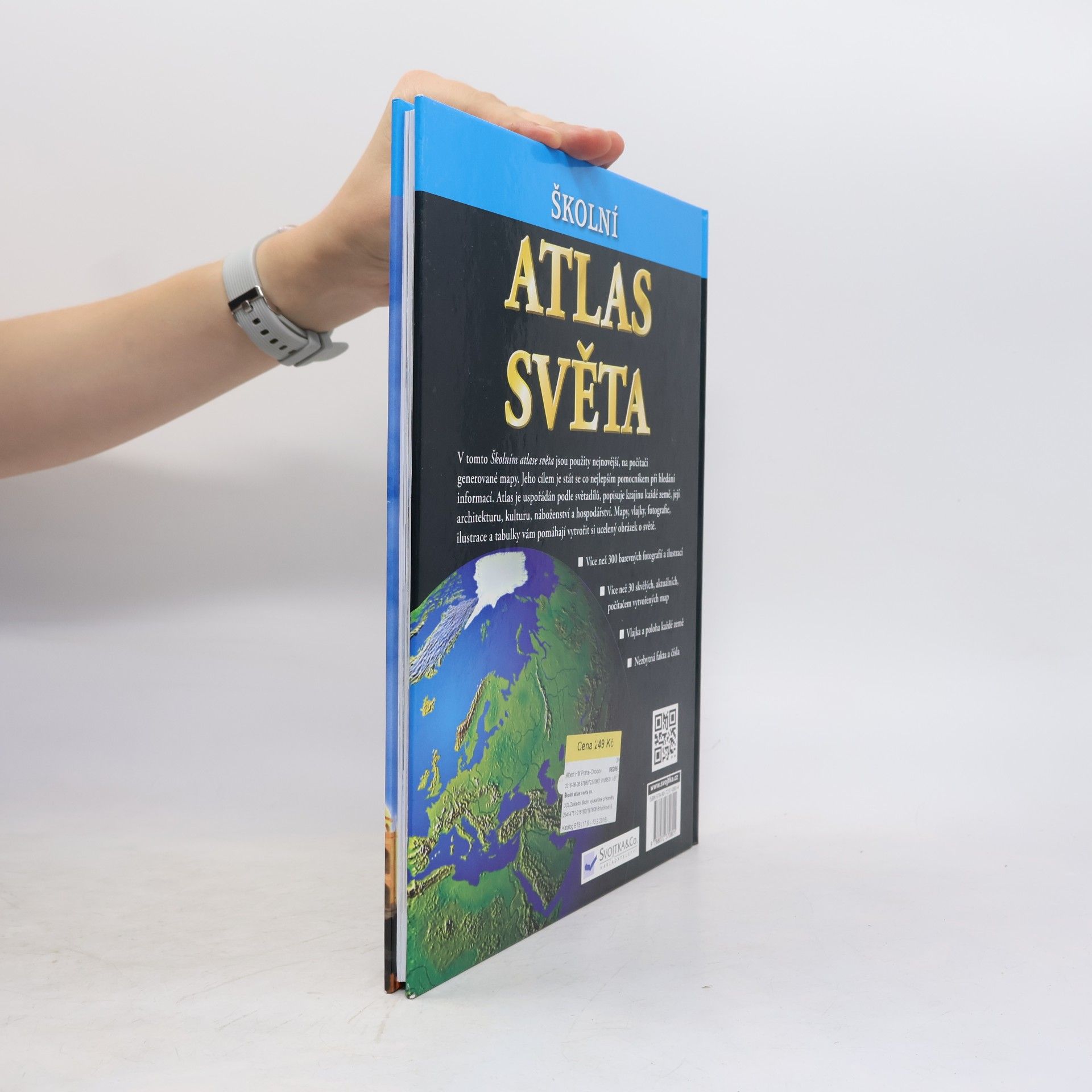 Philip Steele Školní atlas světa