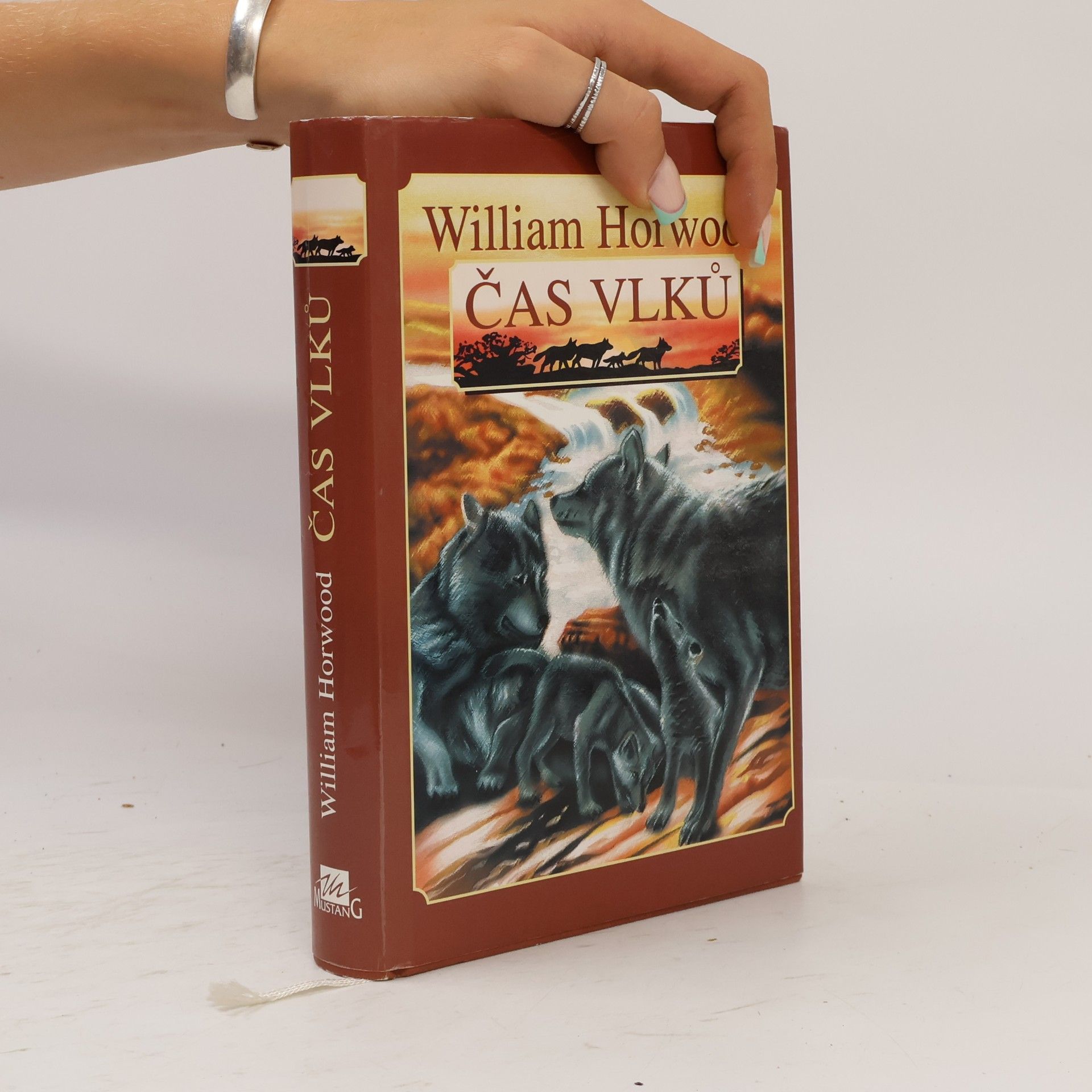 William Horwood Čas vlků : cesta do Srdce krajiny